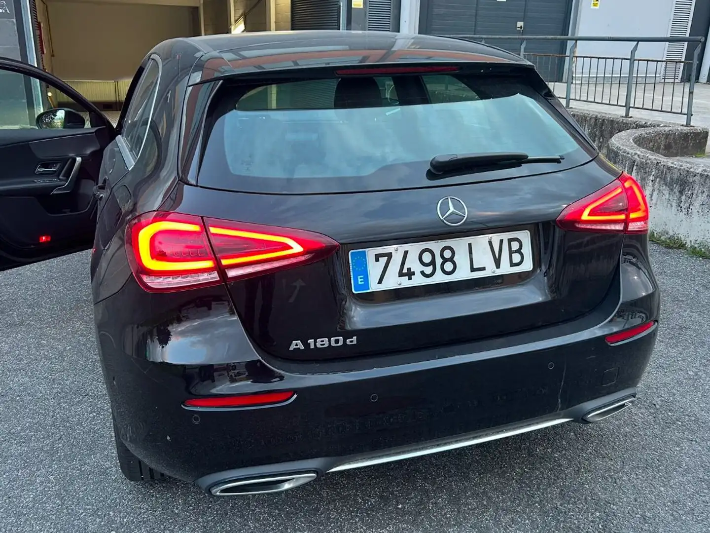 Mercedes-Benz A 180 A 180d 8G-DCT Negro - 2