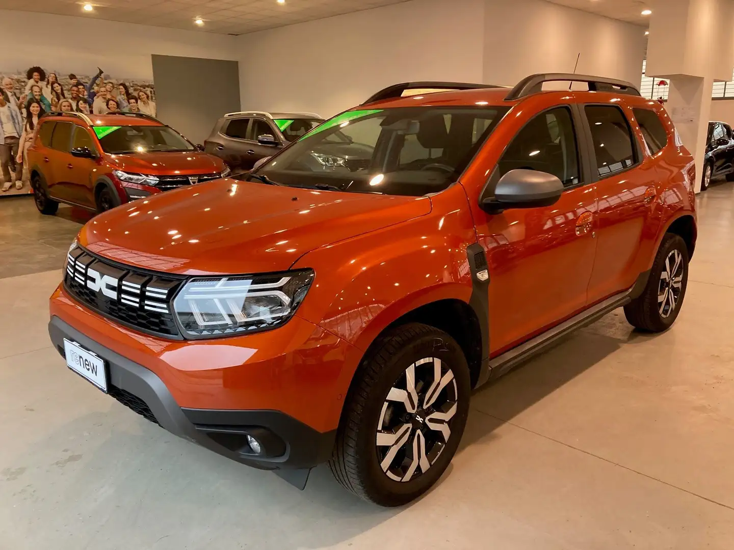 Dacia Duster Duster II 2021 1.0 tce Prestige 4x2 90cv BENZINA Orange - 2
