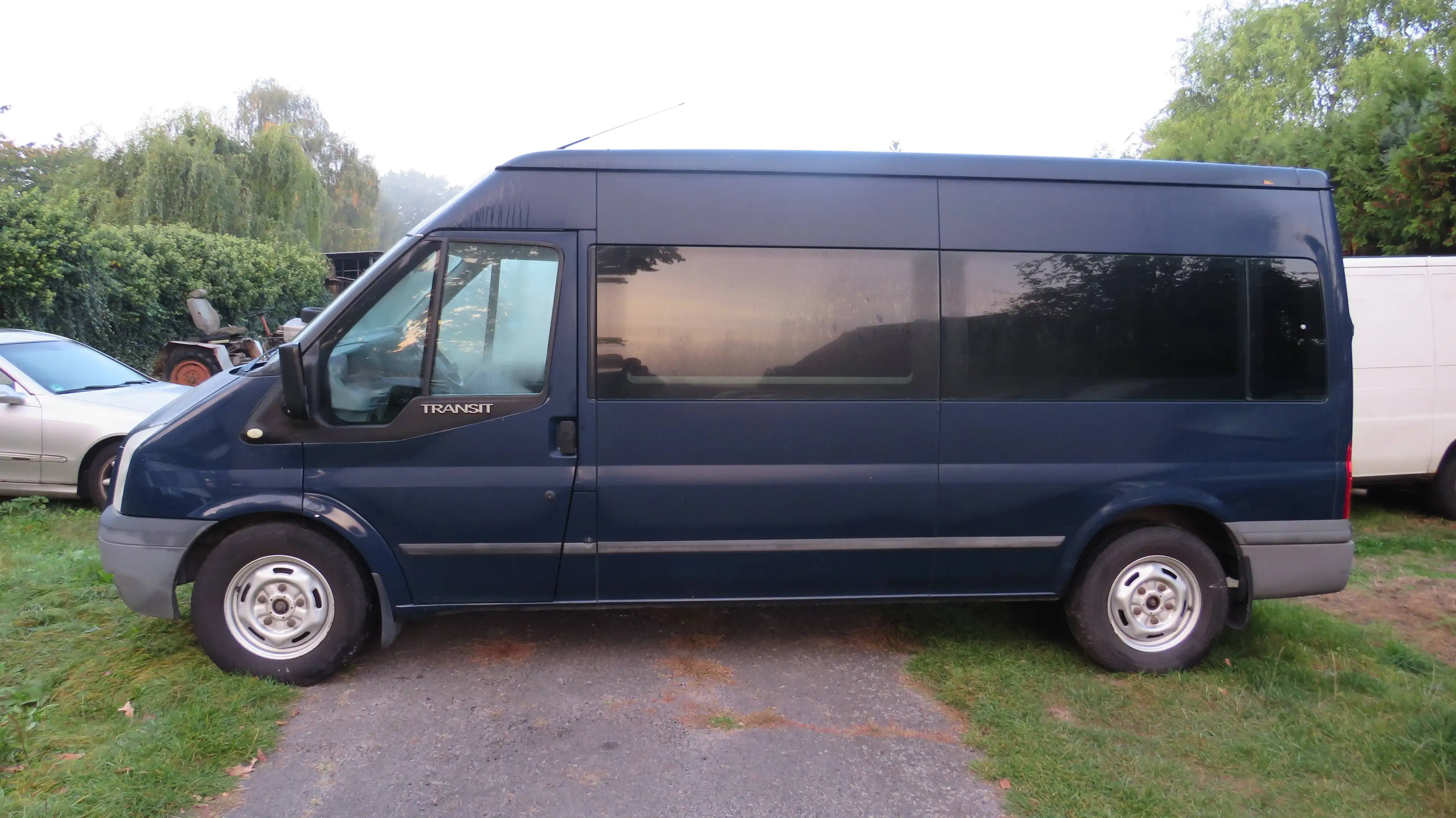 Ford Transit FT 300 L Trend 9 Sitzer AHK Klima,Tempomat Hoch und Lang — photo 4