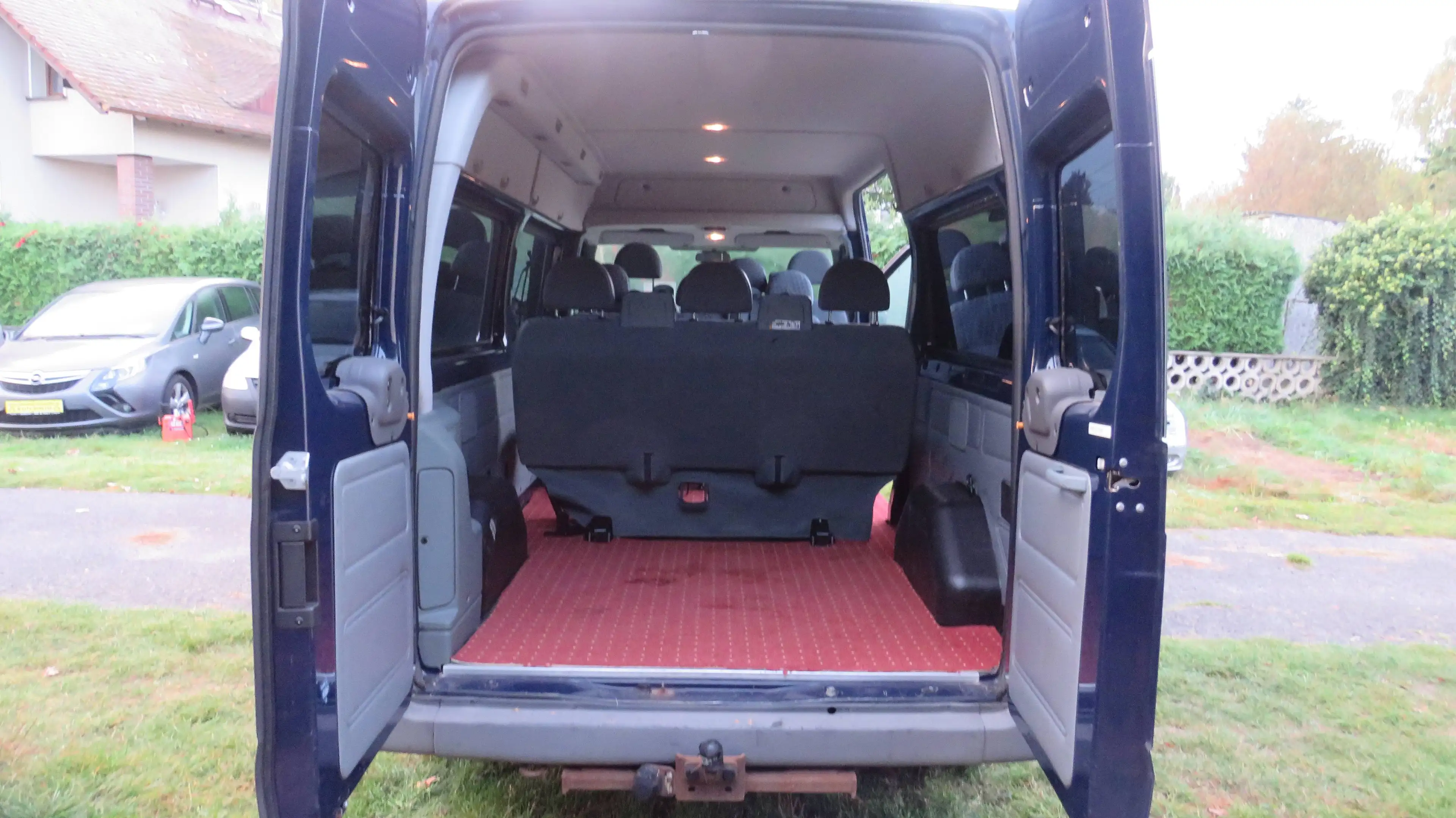 Ford Transit FT 300 L Trend 9 Sitzer AHK Klima,Tempomat Hoch und Lang — photo 13