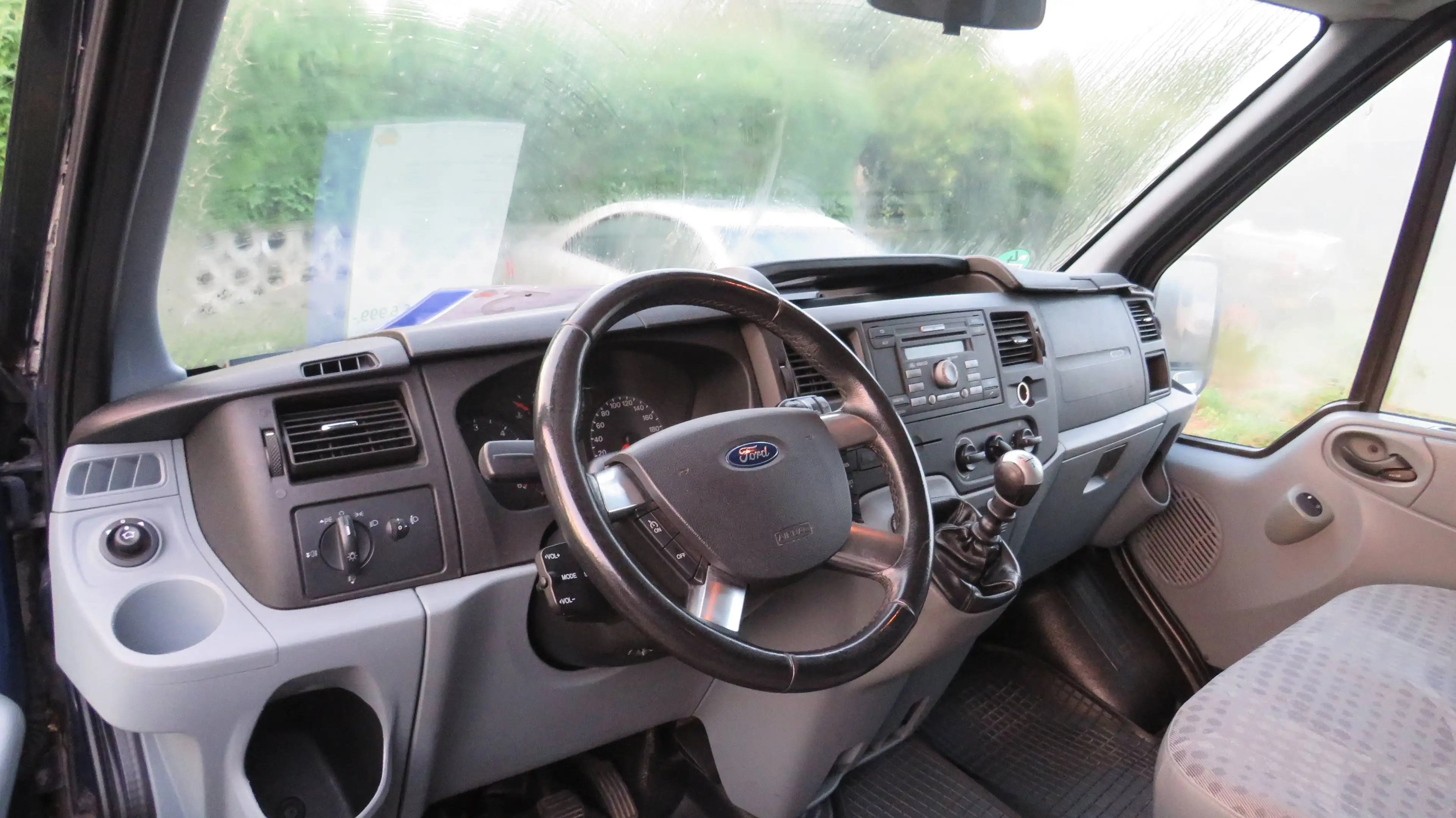 Ford Transit FT 300 L Trend 9 Sitzer AHK Klima,Tempomat Hoch und Lang — photo 10