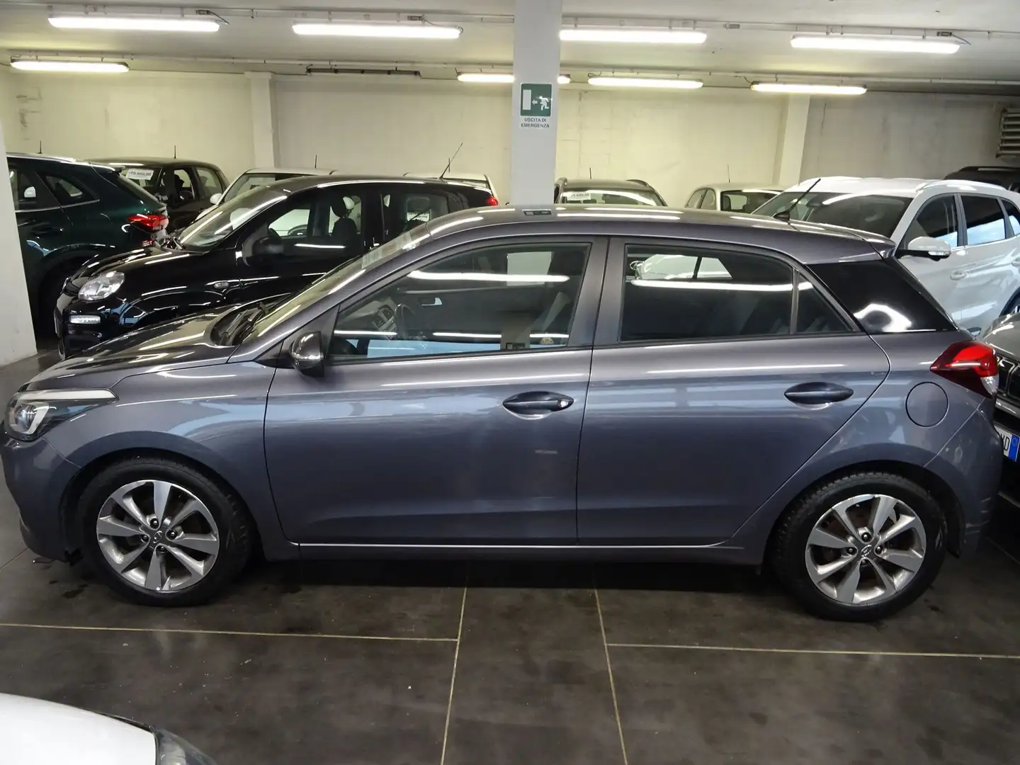 Hyundai i20 i20 1.2 84 CV 5 porte Classic Grigio - 2