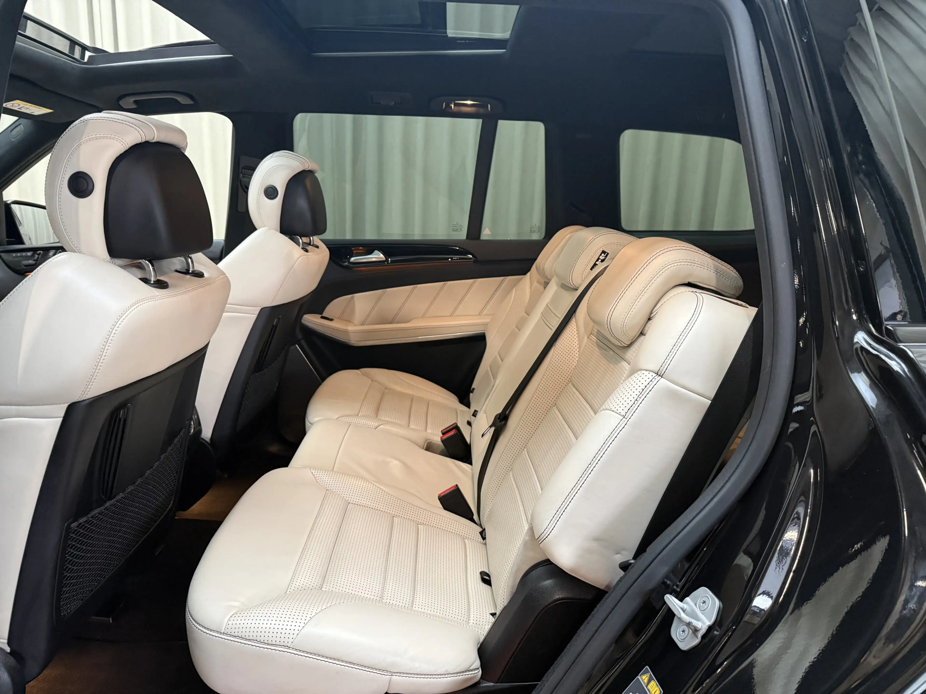 Mercedes-Benz GL 63 AMG 558PK Full Option / Night Vision / Soft-Close / St — photo 15