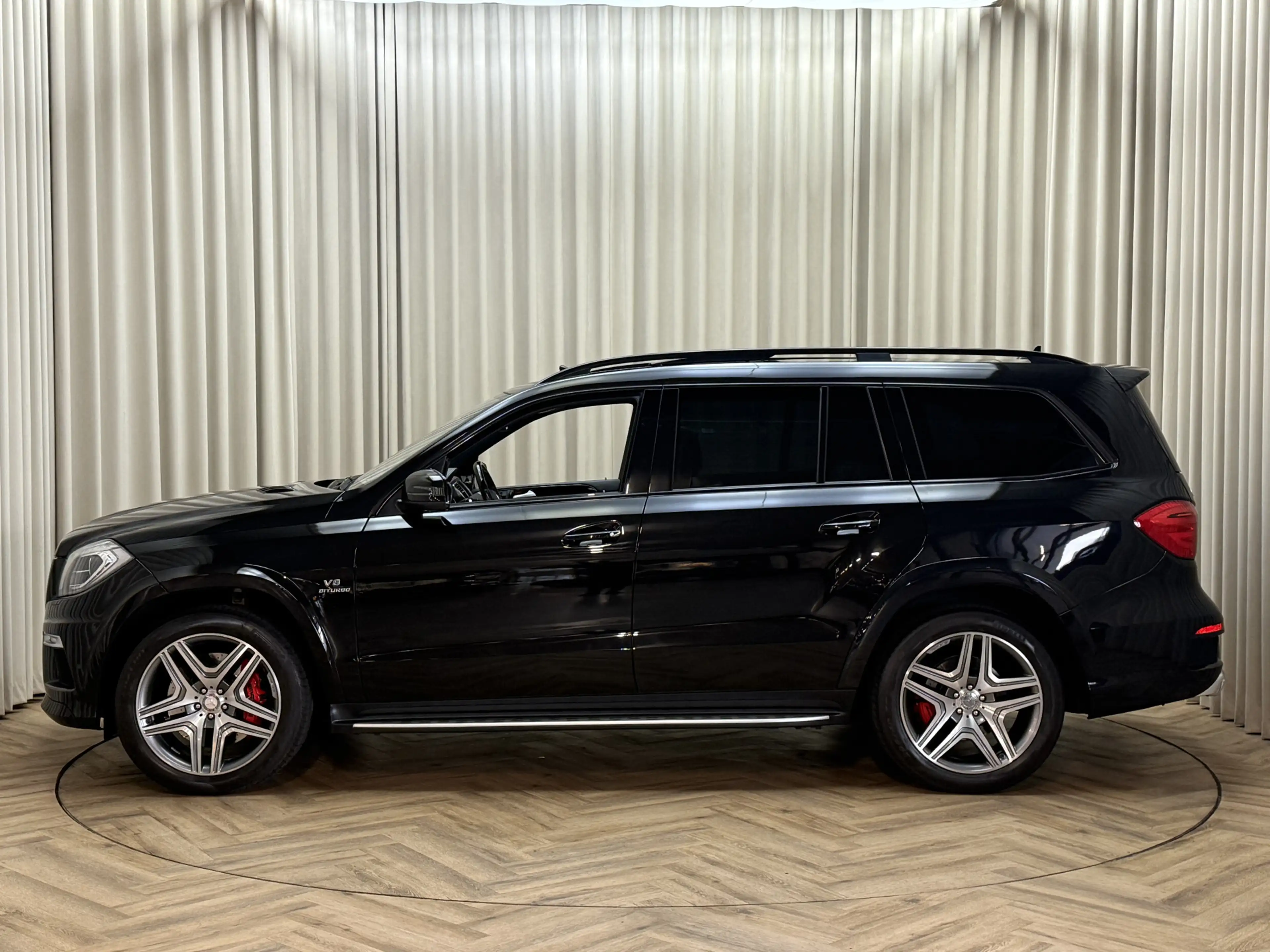Mercedes-Benz GL 63 AMG 558PK Full Option / Night Vision / Soft-Close / St — photo 6