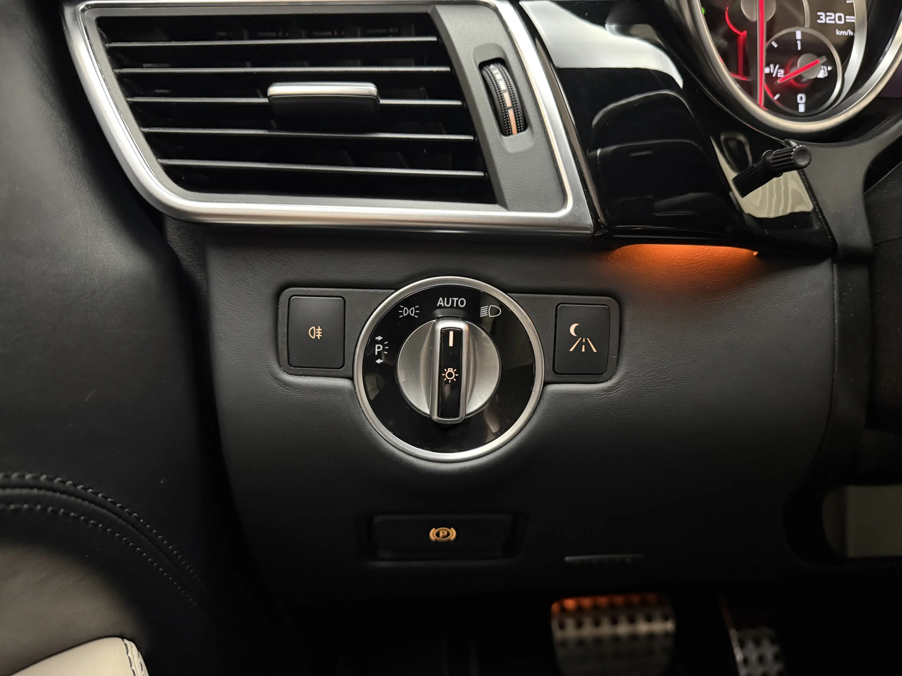 Mercedes-Benz GL 63 AMG 558PK Full Option / Night Vision / Soft-Close / St — photo 33