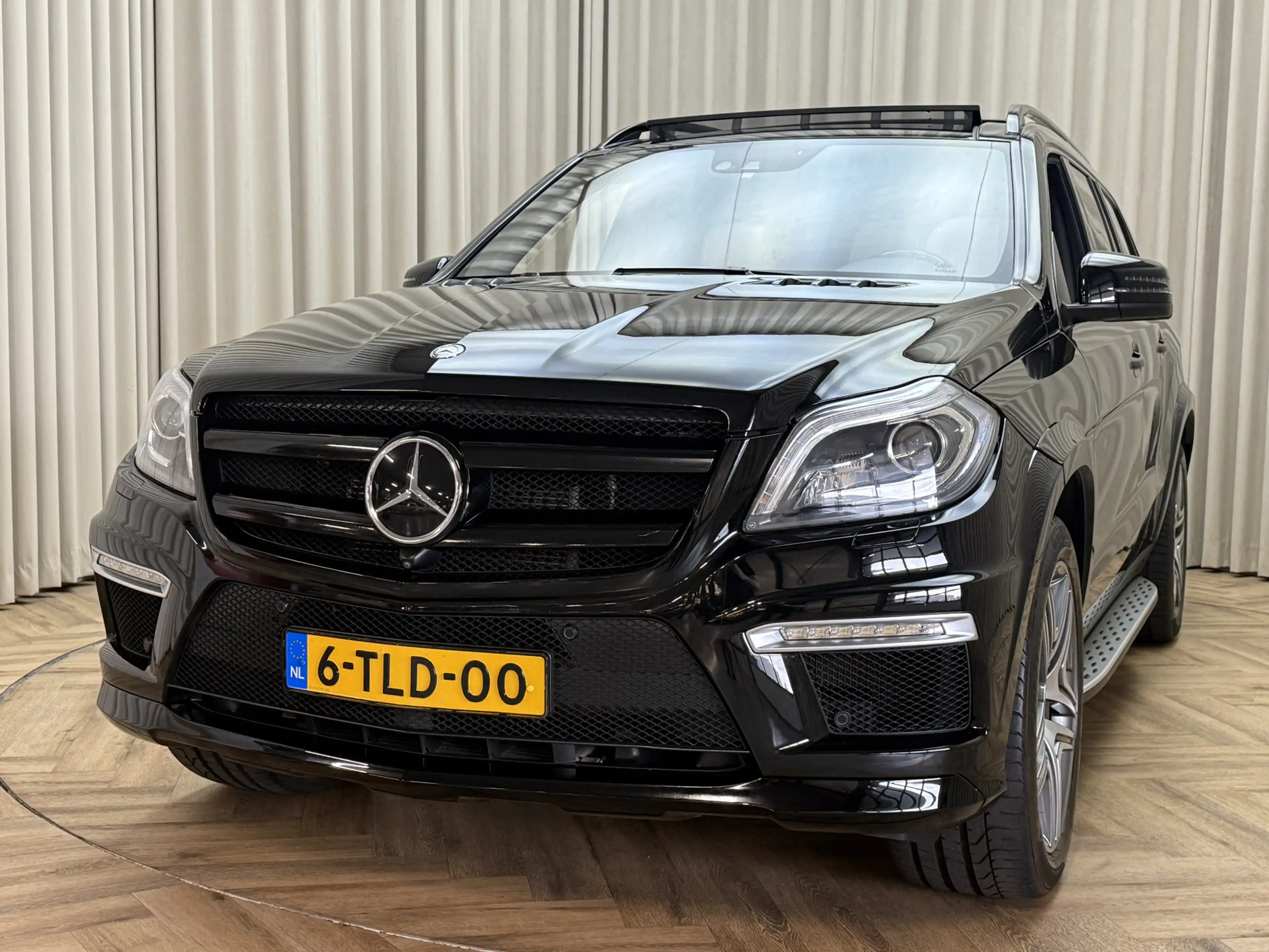 Mercedes-Benz GL 63 AMG 558PK Full Option / Night Vision / Soft-Close / St — photo 42
