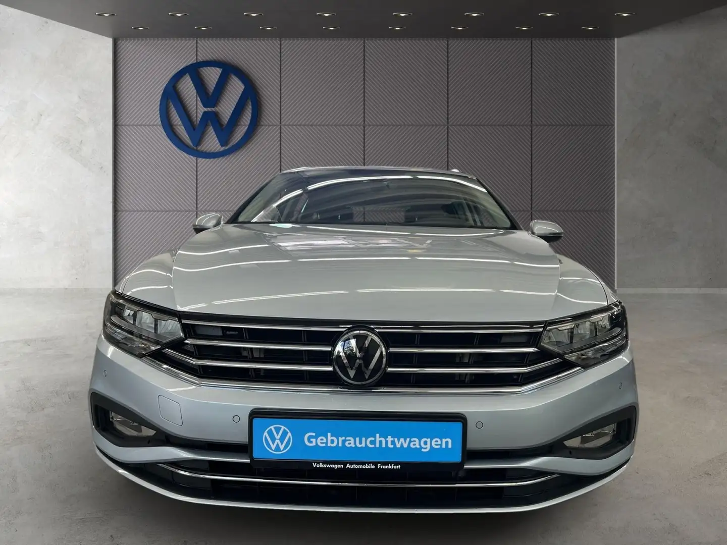 Volkswagen Passat Variant 2.0 TDI DSG Business Navi DAB+ LE Silber - 2