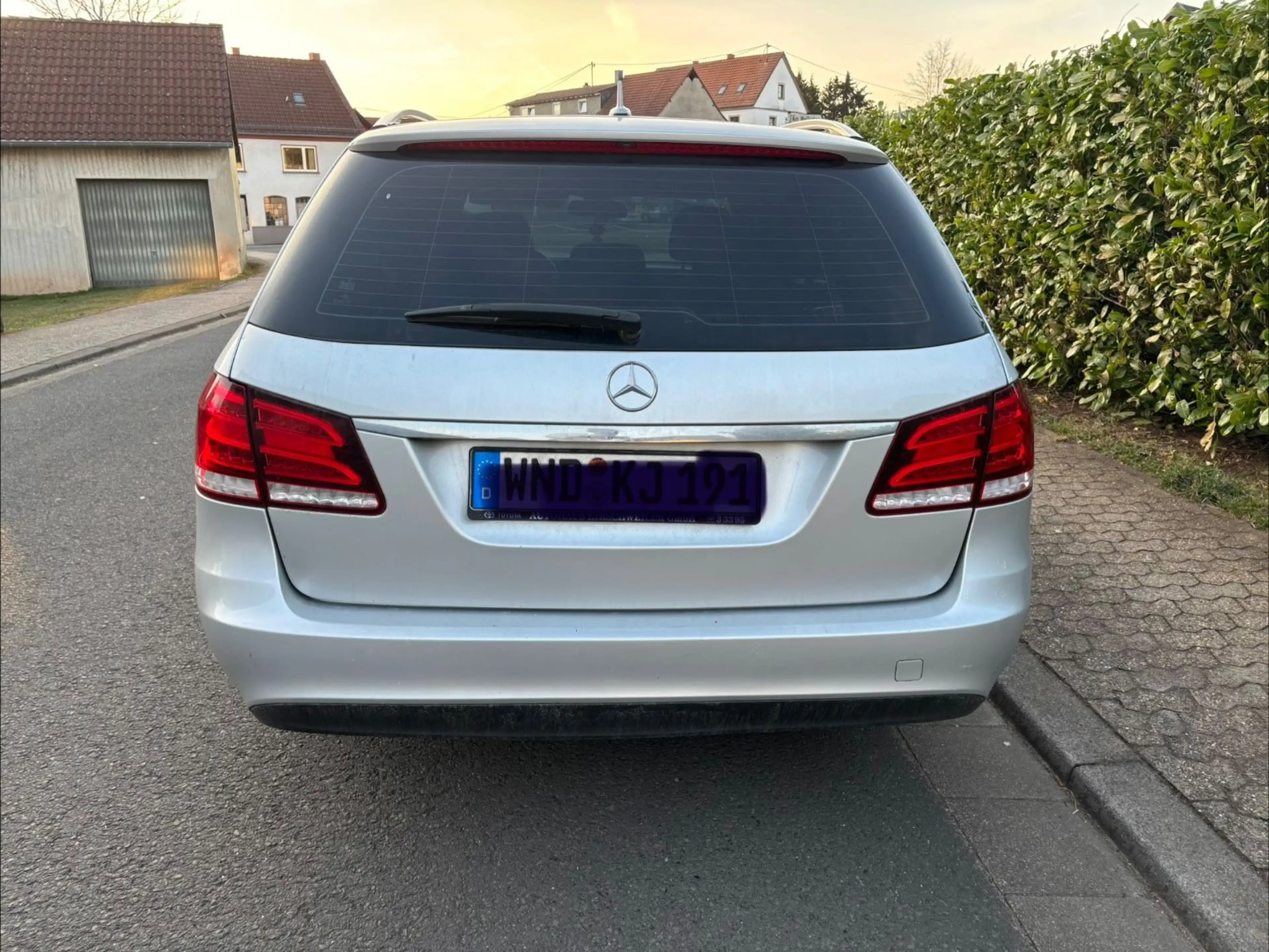 Mercedes-Benz E 250 CDI BlueEfficiency*SHD*NIEVO REGULIERUNG* — photo 4