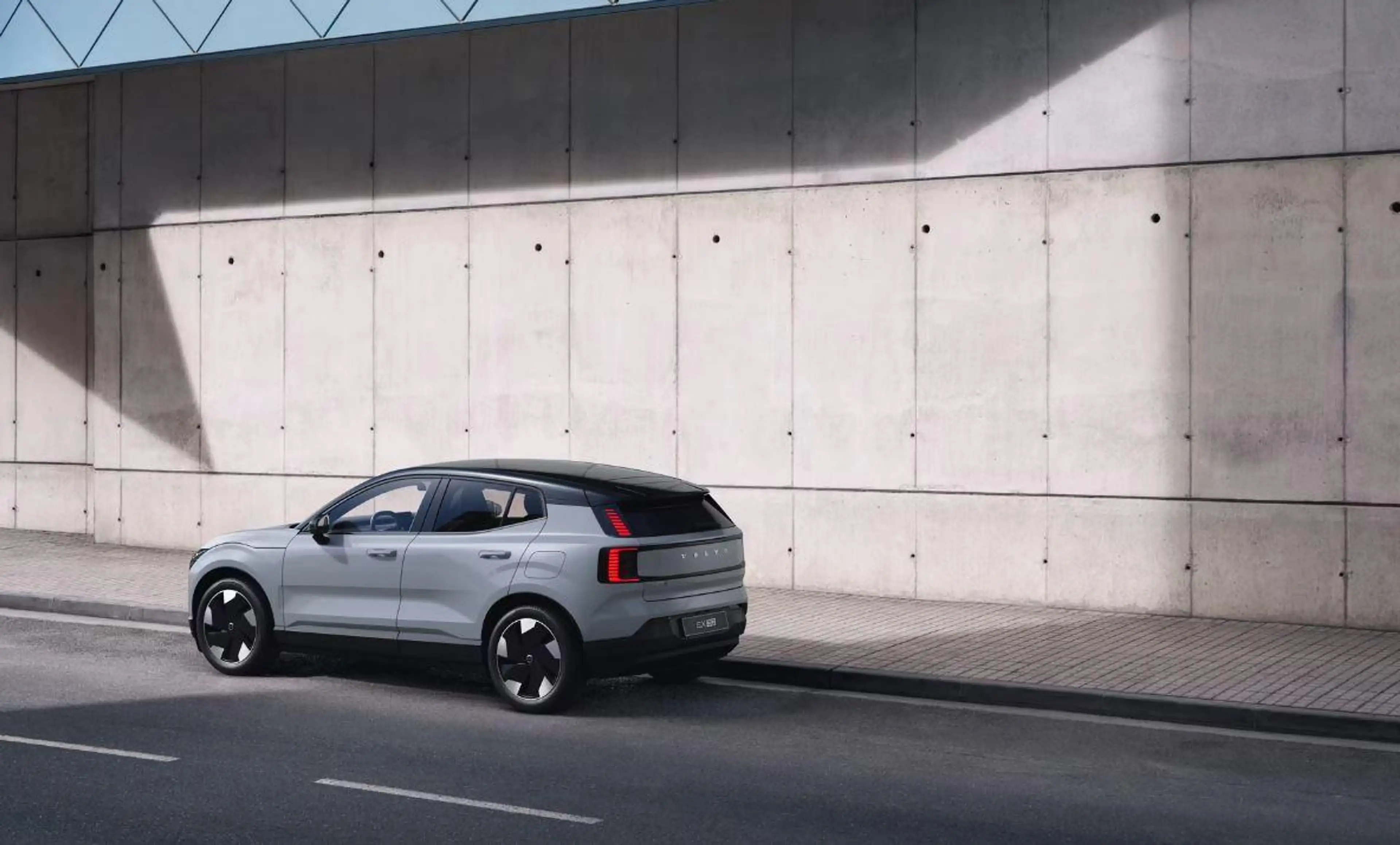 Volvo EX30 P5 Long Range Plus Europa 69 kWh — photo 22