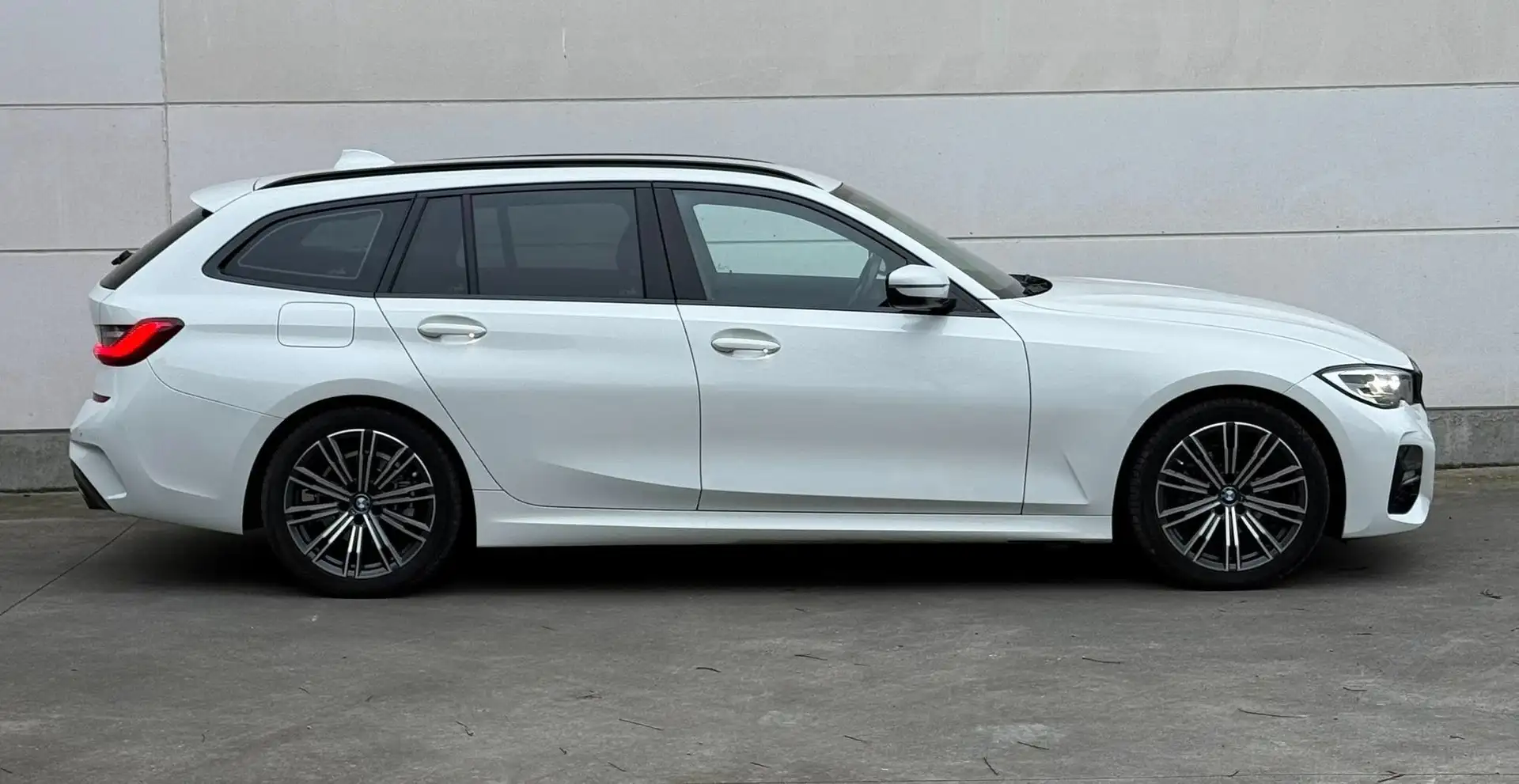 BMW 318 318d Touring M Sport M Pakket Blanc - 2