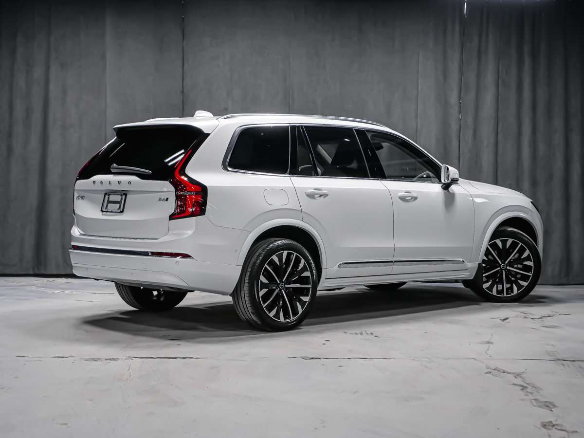 2026 Volvo XC90 B6 PLUS BRIGHT CAMERA 360 alt 3