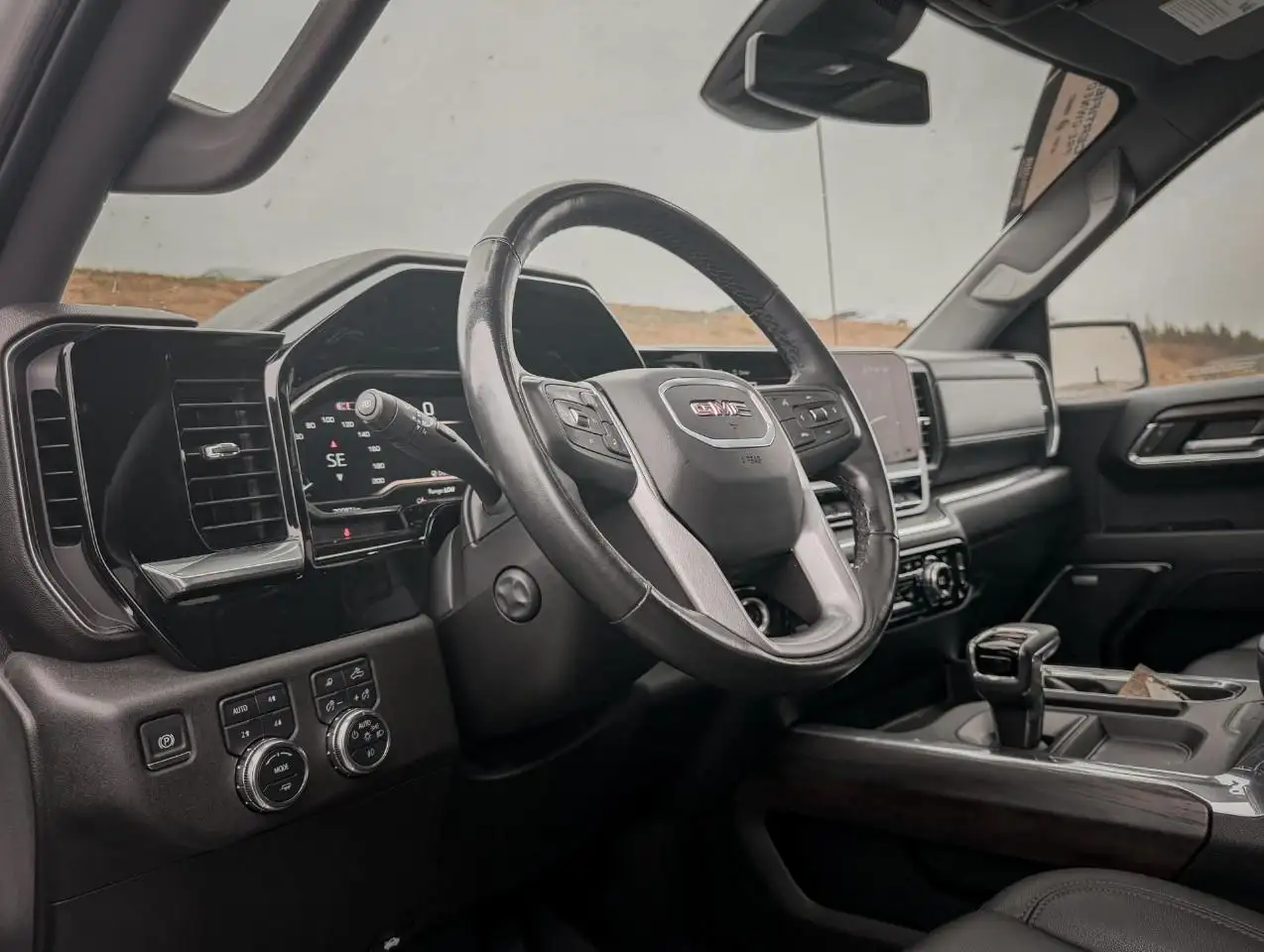 GMC Sierra 1500 photo GMC Sierra 1500