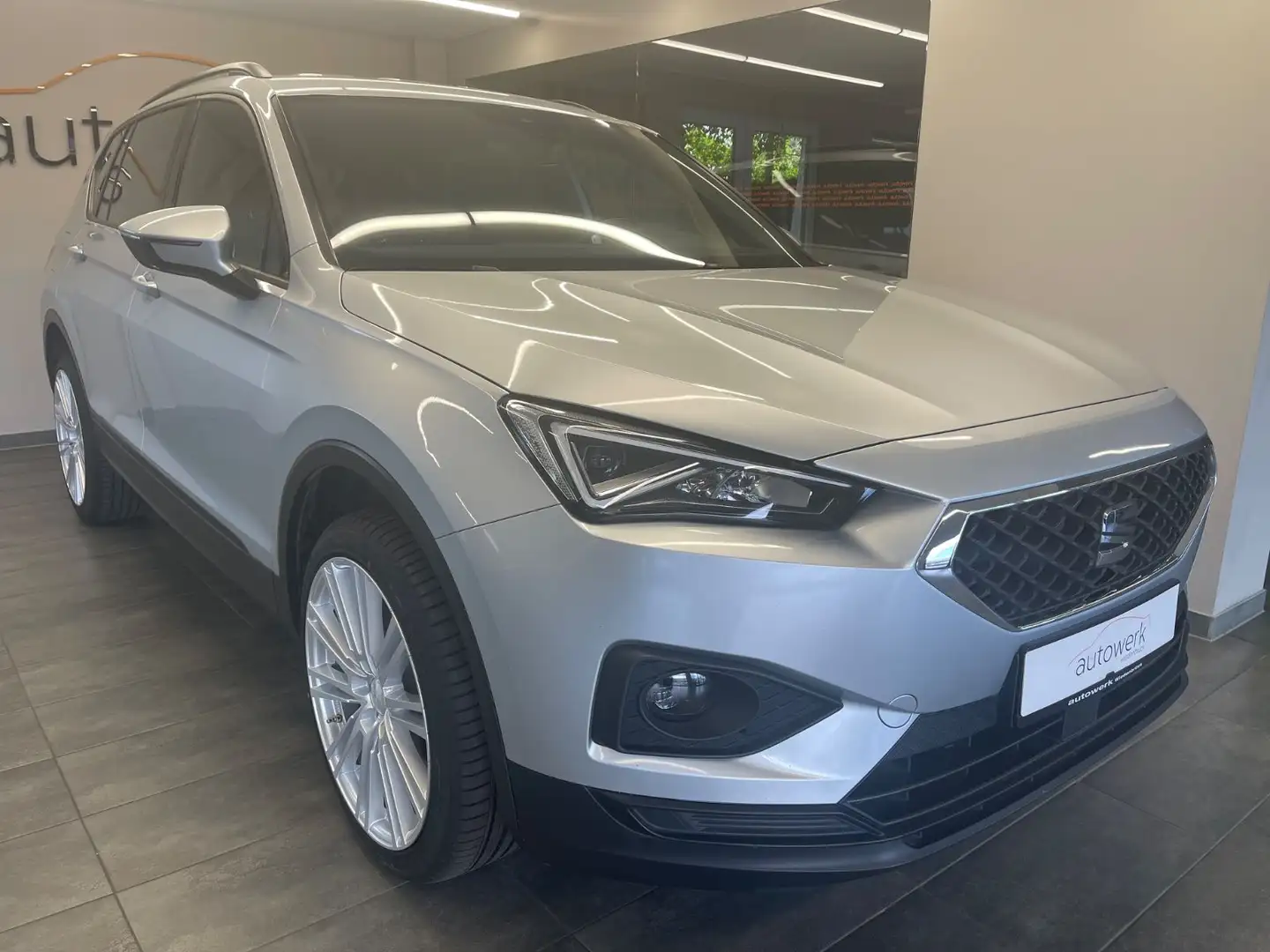 SEAT Tarraco 2.0 TDI Style 4Drive*LED/Navi/DAB/ Virt. Argent - 1