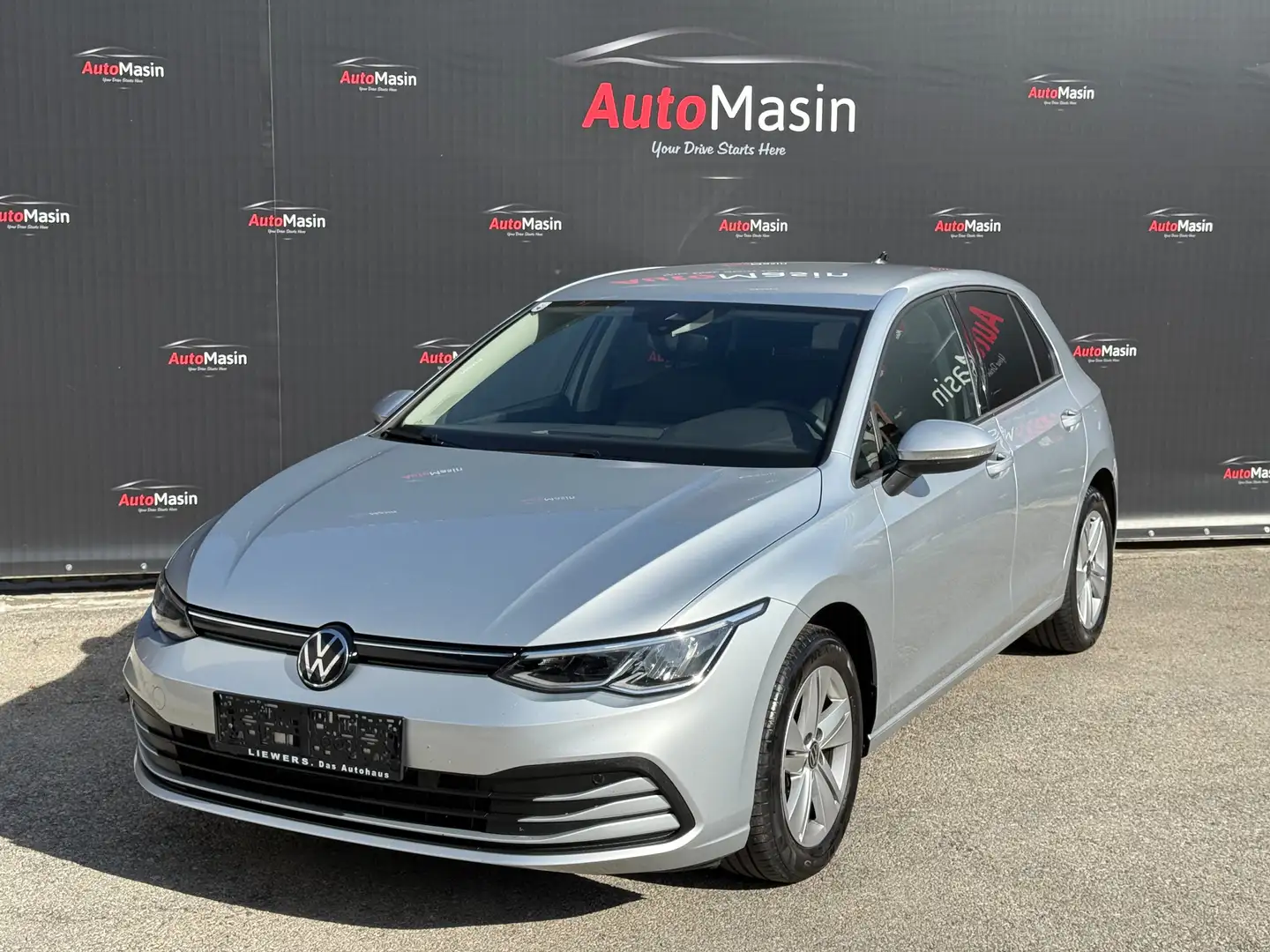 Volkswagen Golf Life 1,0 eTSI mHeV DSG // SERVICEHEFT // Silber - 1