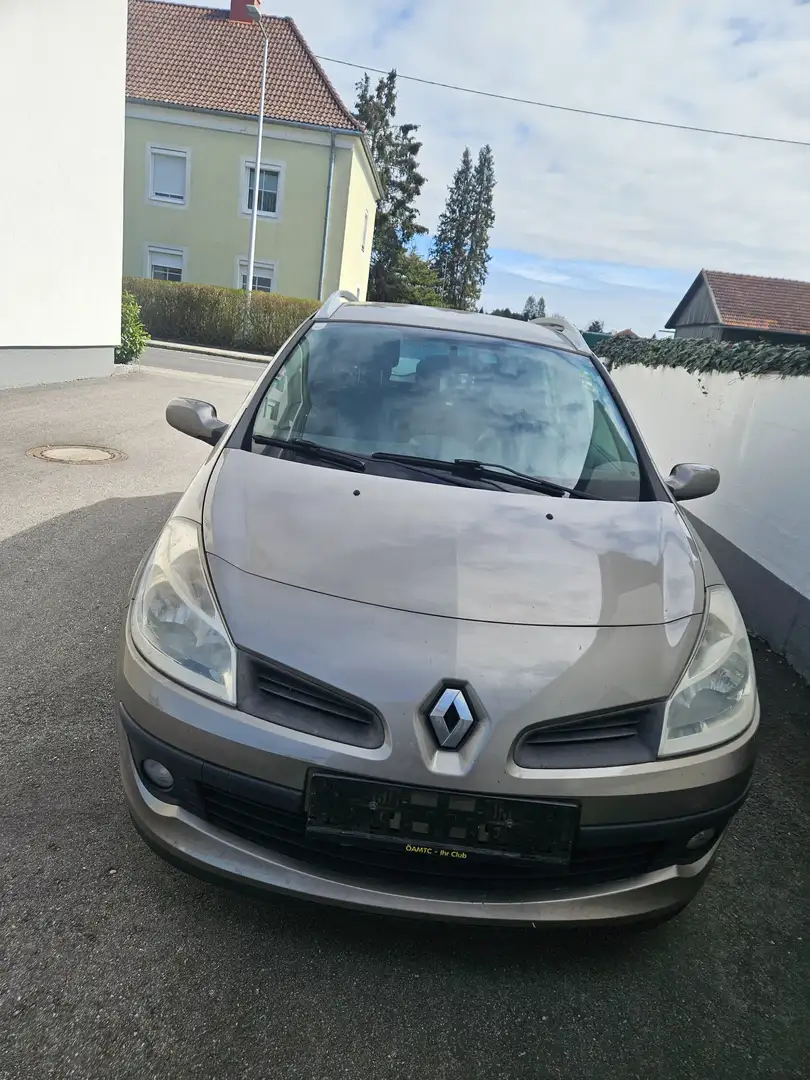 Renault Clio Clio+Grandtour+Authentique+1,2+16V+Authentique Коричневый - 1