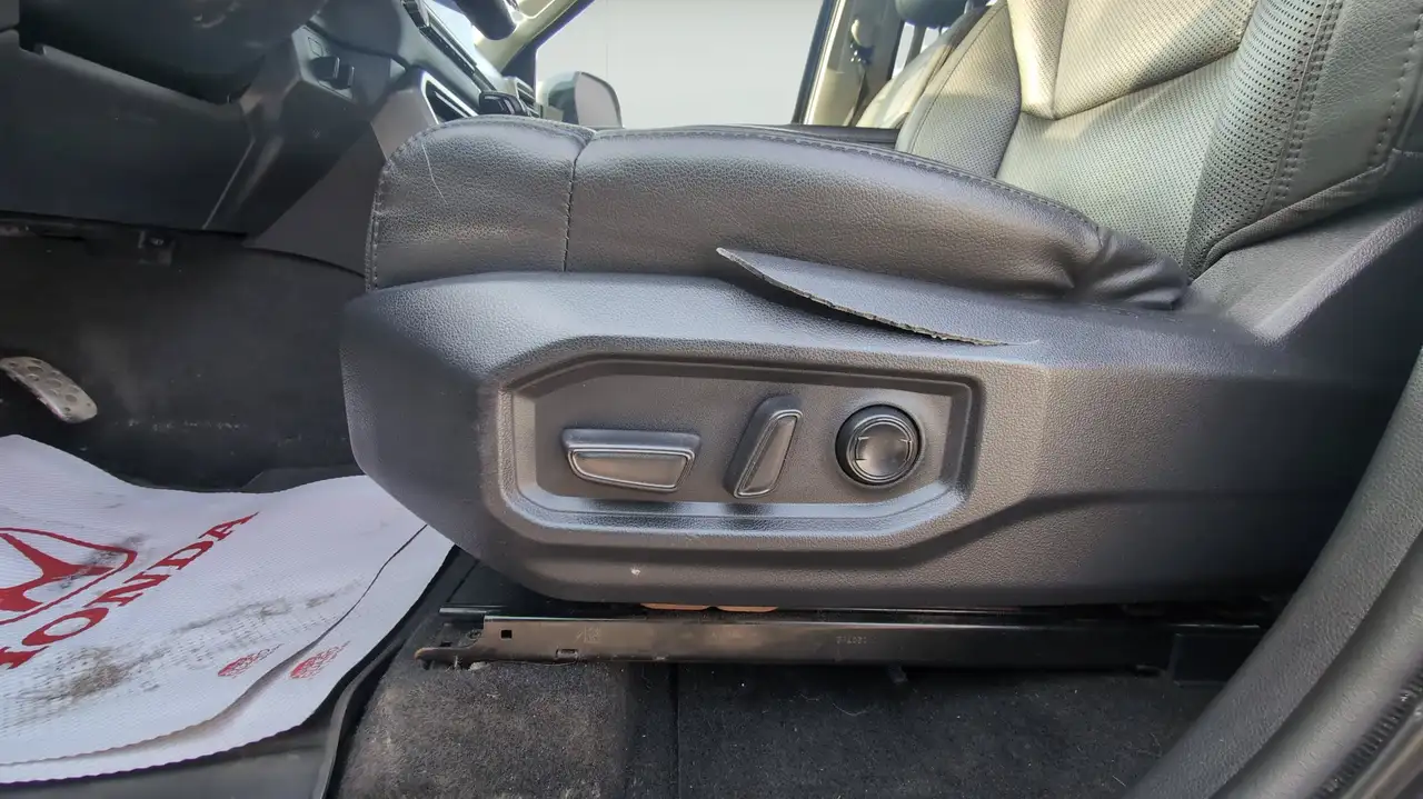 Toyota Tundra снимка Toyota Tundra