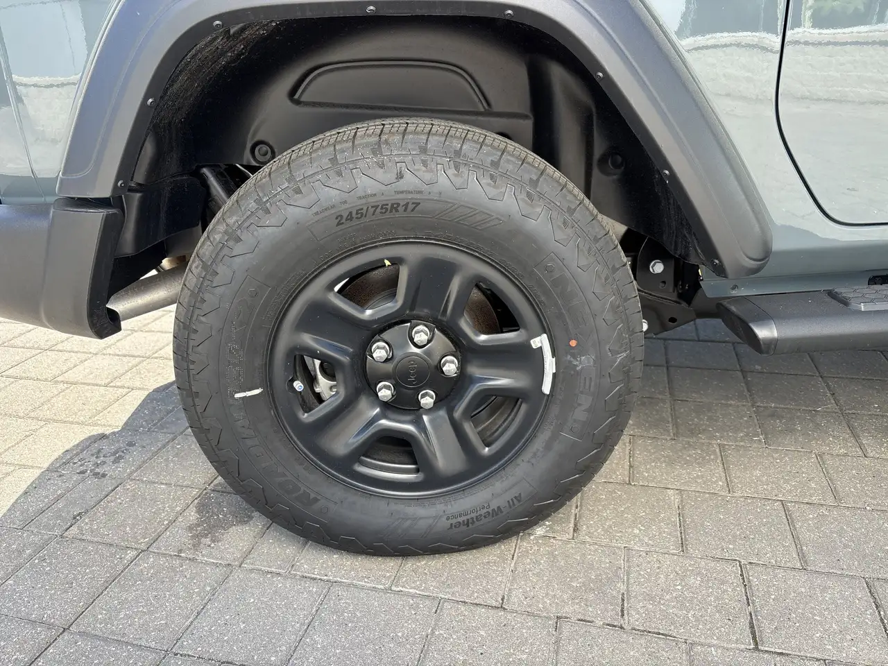 Jeep Wrangler снимка Jeep Wrangler