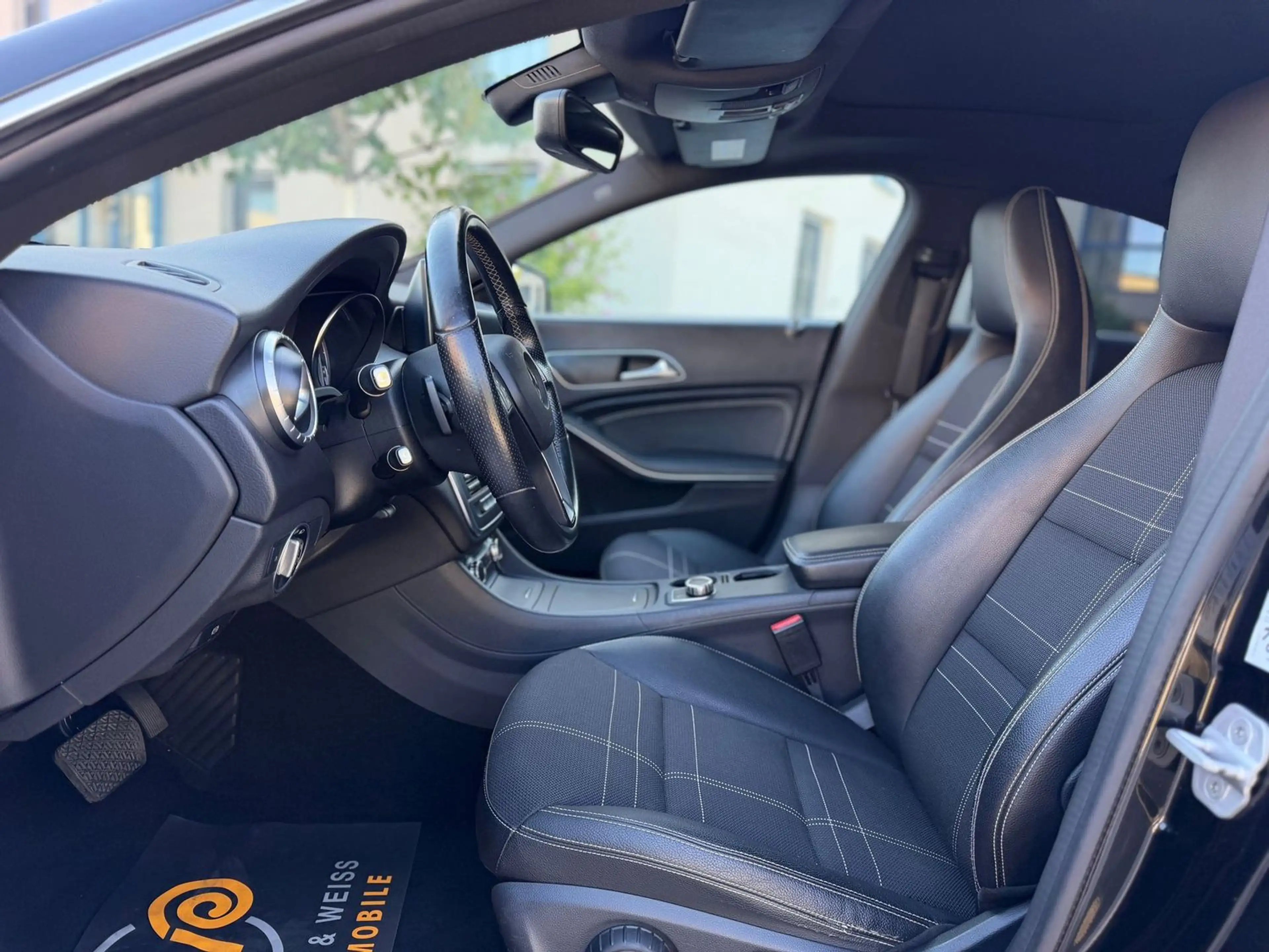 Mercedes-Benz CLA 220 CDI 1.HAND/AUTOMATIK/PANO/KAMERA/S-HEFT — photo 7