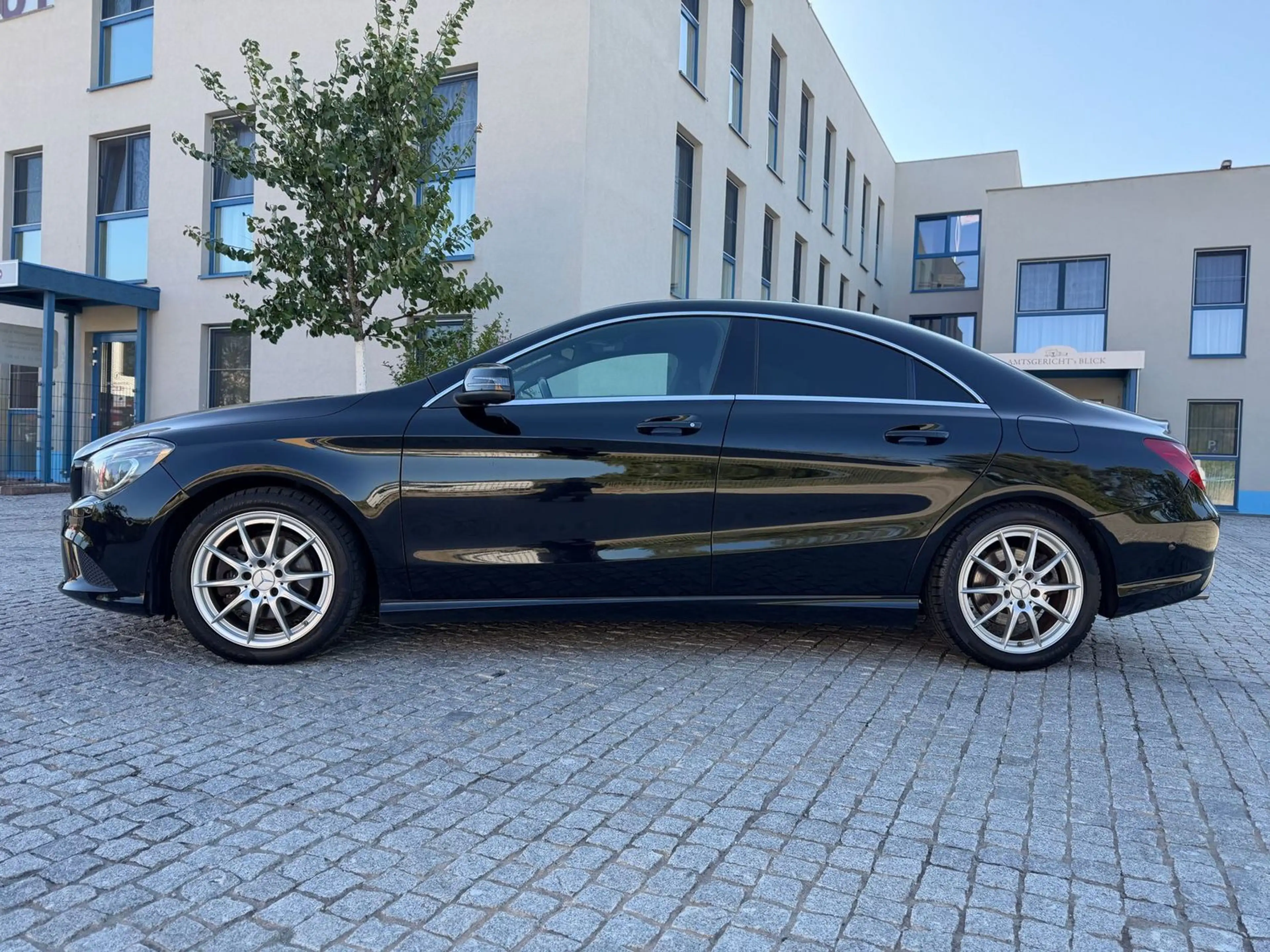 Mercedes-Benz CLA 220 CDI 1.HAND/AUTOMATIK/PANO/KAMERA/S-HEFT — photo 5