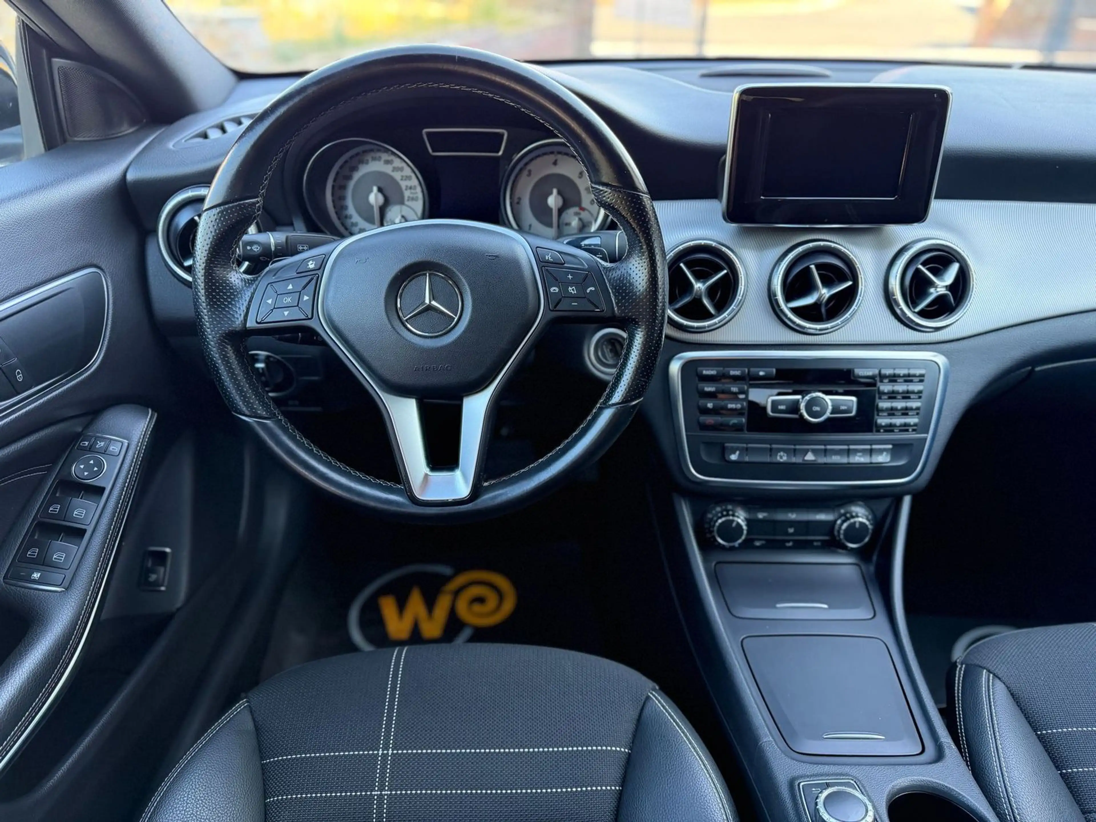 Mercedes-Benz CLA 220 CDI 1.HAND/AUTOMATIK/PANO/KAMERA/S-HEFT — photo 12