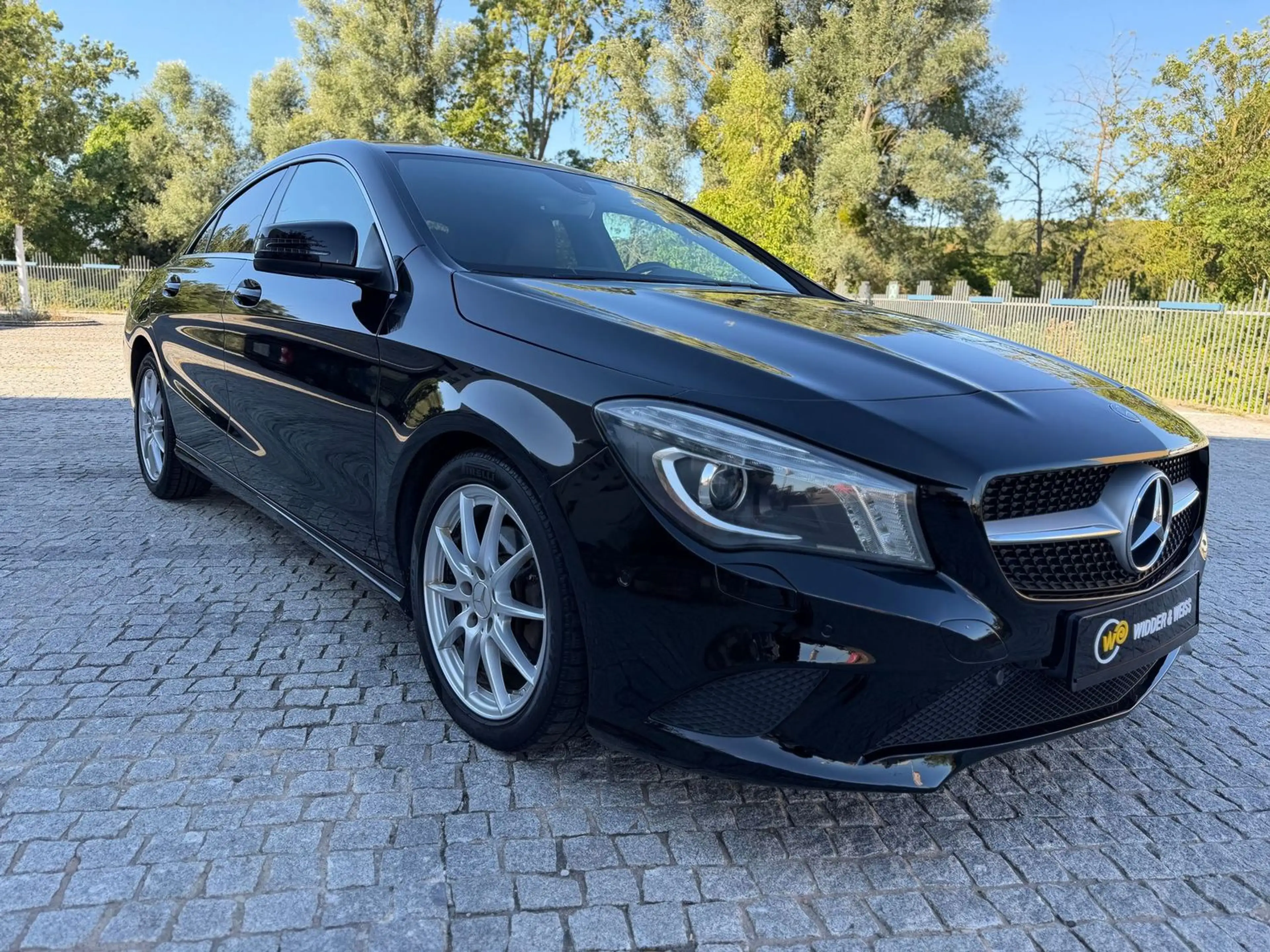 Mercedes-Benz CLA 220 CDI 1.HAND/AUTOMATIK/PANO/KAMERA/S-HEFT — photo 2