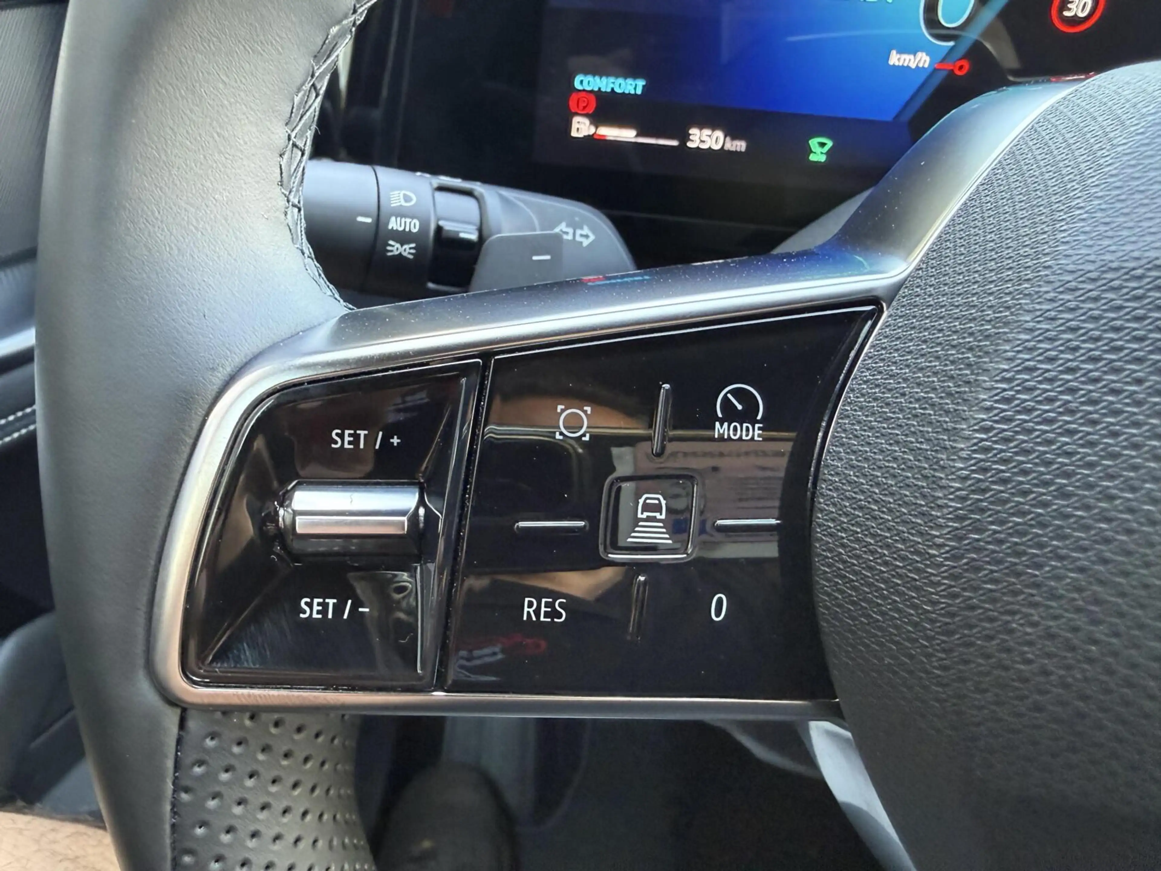 Renault Rafale 1.2 E-Tech full hybrid 200 techno ACHTERASBESTURIN — photo 18