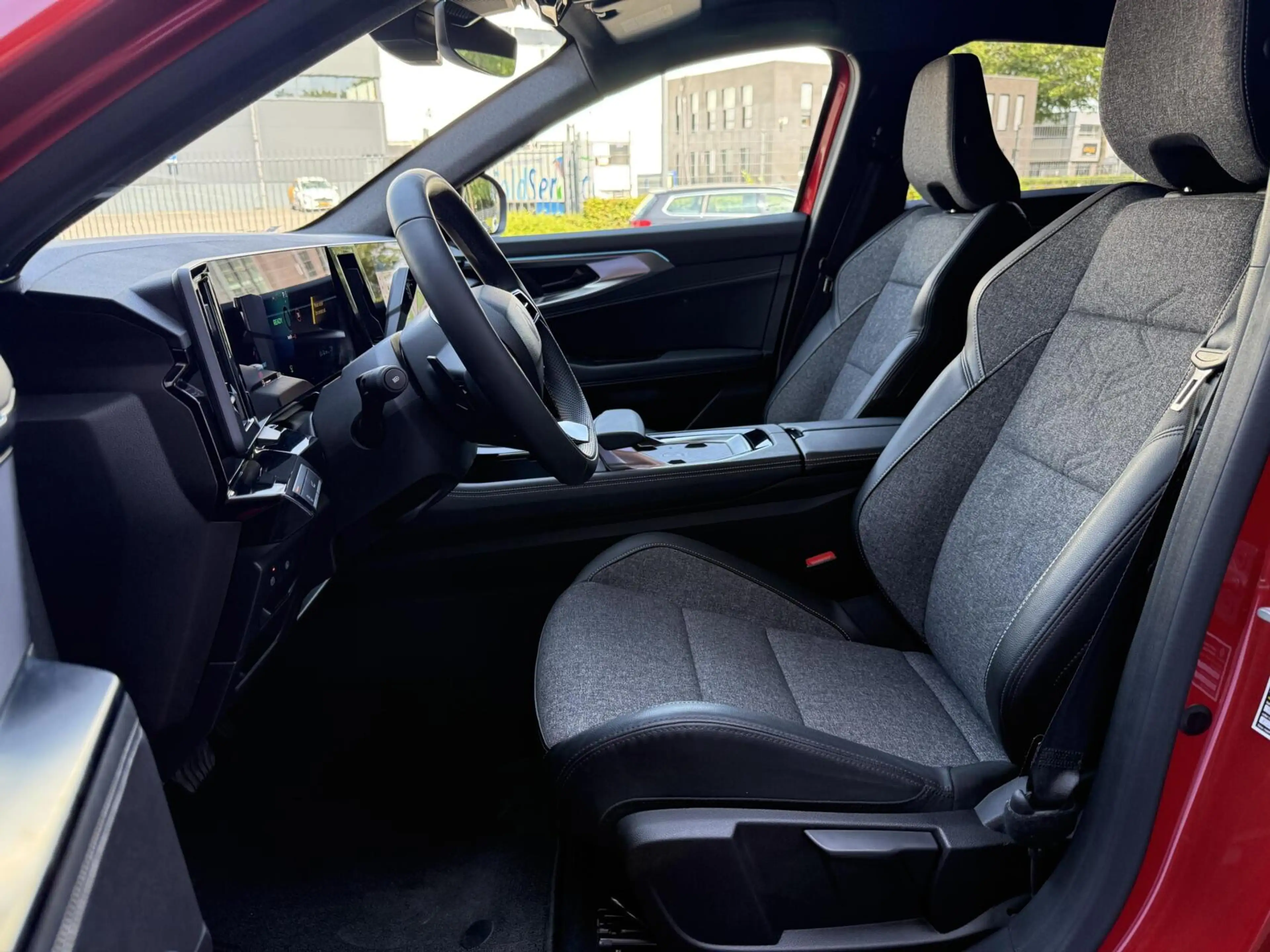 Renault Rafale 1.2 E-Tech full hybrid 200 techno ACHTERASBESTURIN — photo 9