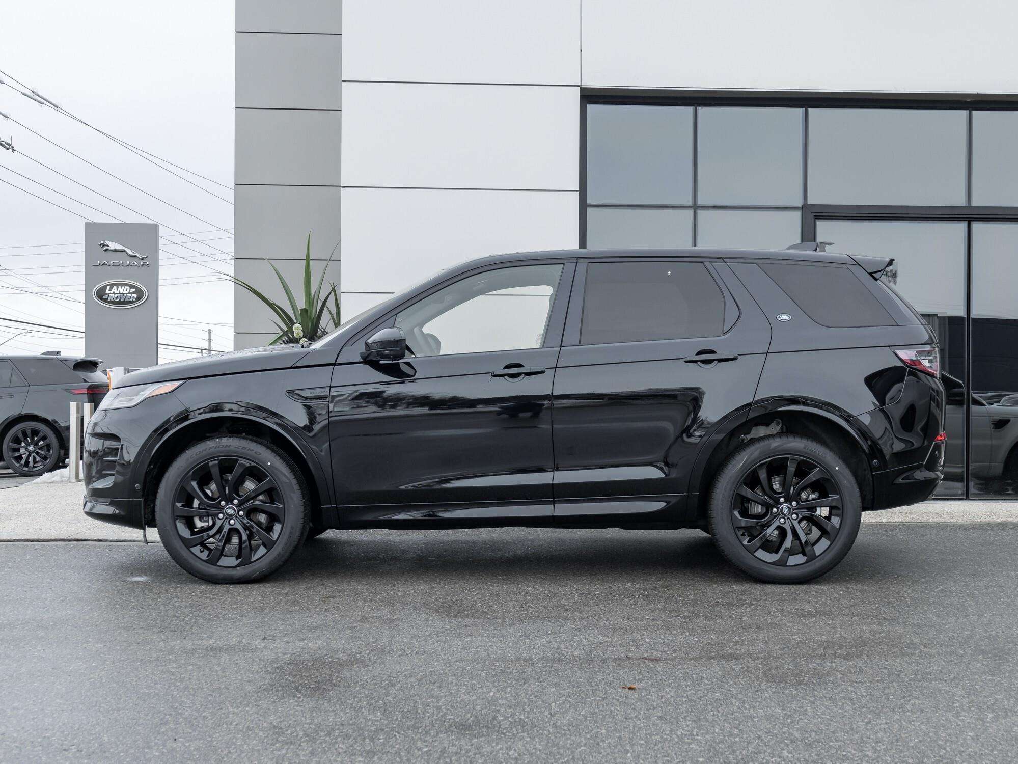 2025 Land Rover Discovery Sport Dynamic SE 4WD — photo 1