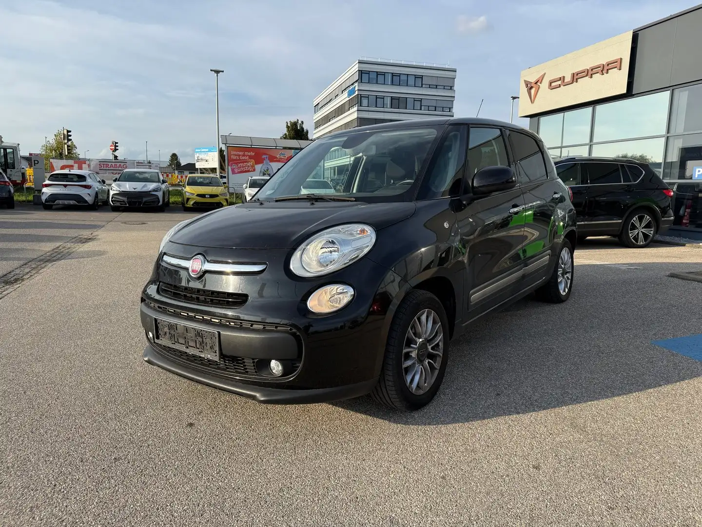 Fiat 500 Fiat 500L 1,3 Multijet II 85 Start&Stop Pop S Schwarz - 1