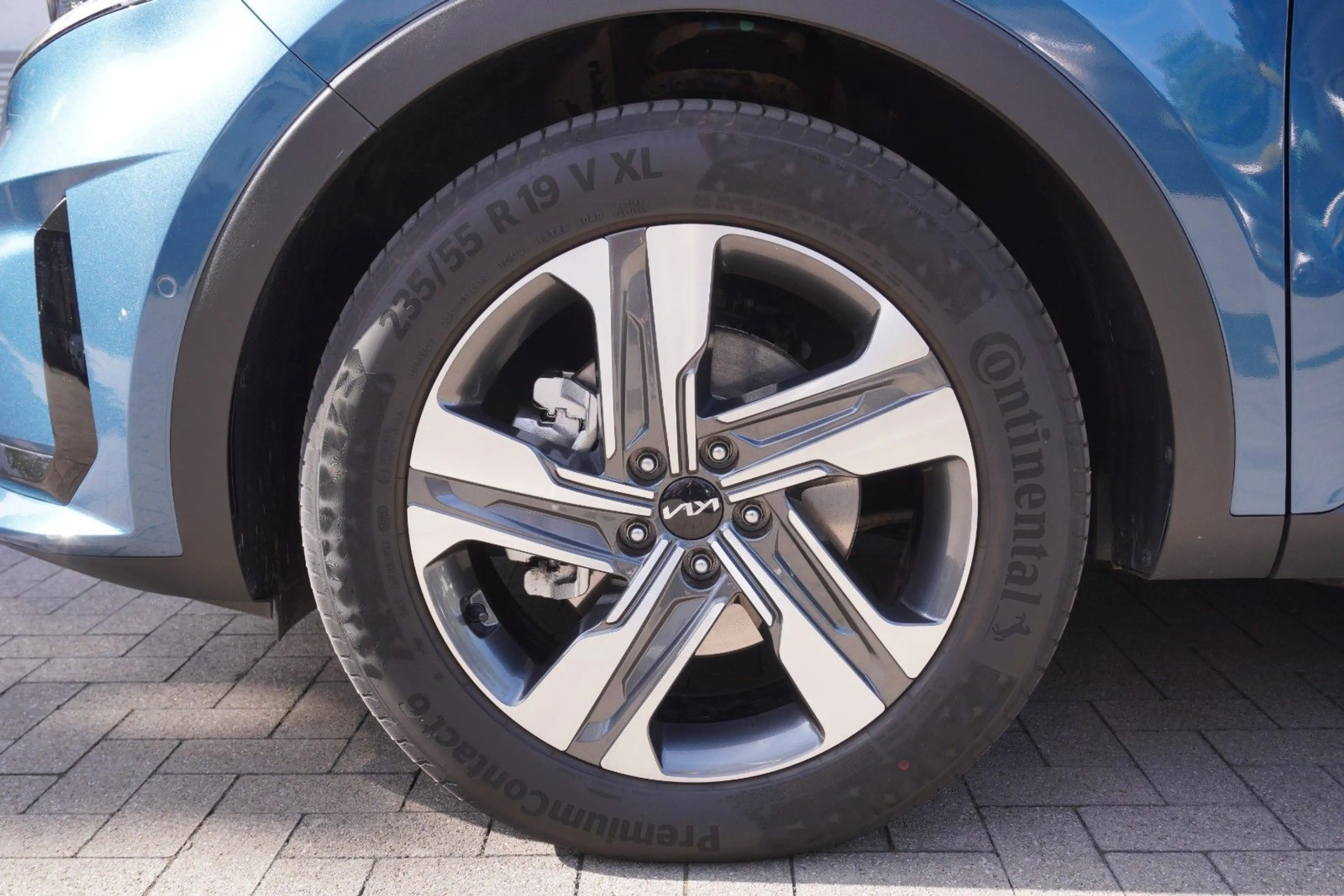 Kia Sorento Platinum 4WD Plug-In Pano Belüf 360 BOSE — photo 5