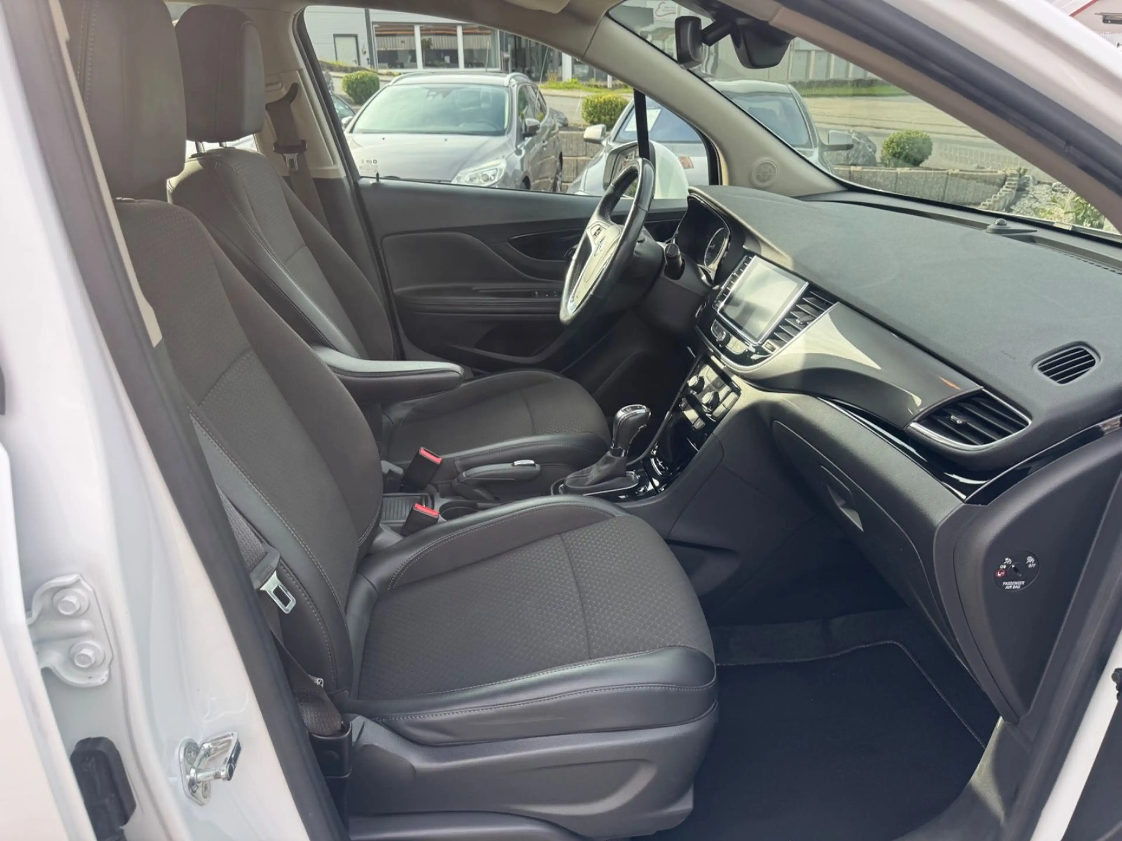 Opel Mokka X 120 Jahre/LED/AHK/Kamera/Apple CarPlay — photo 10