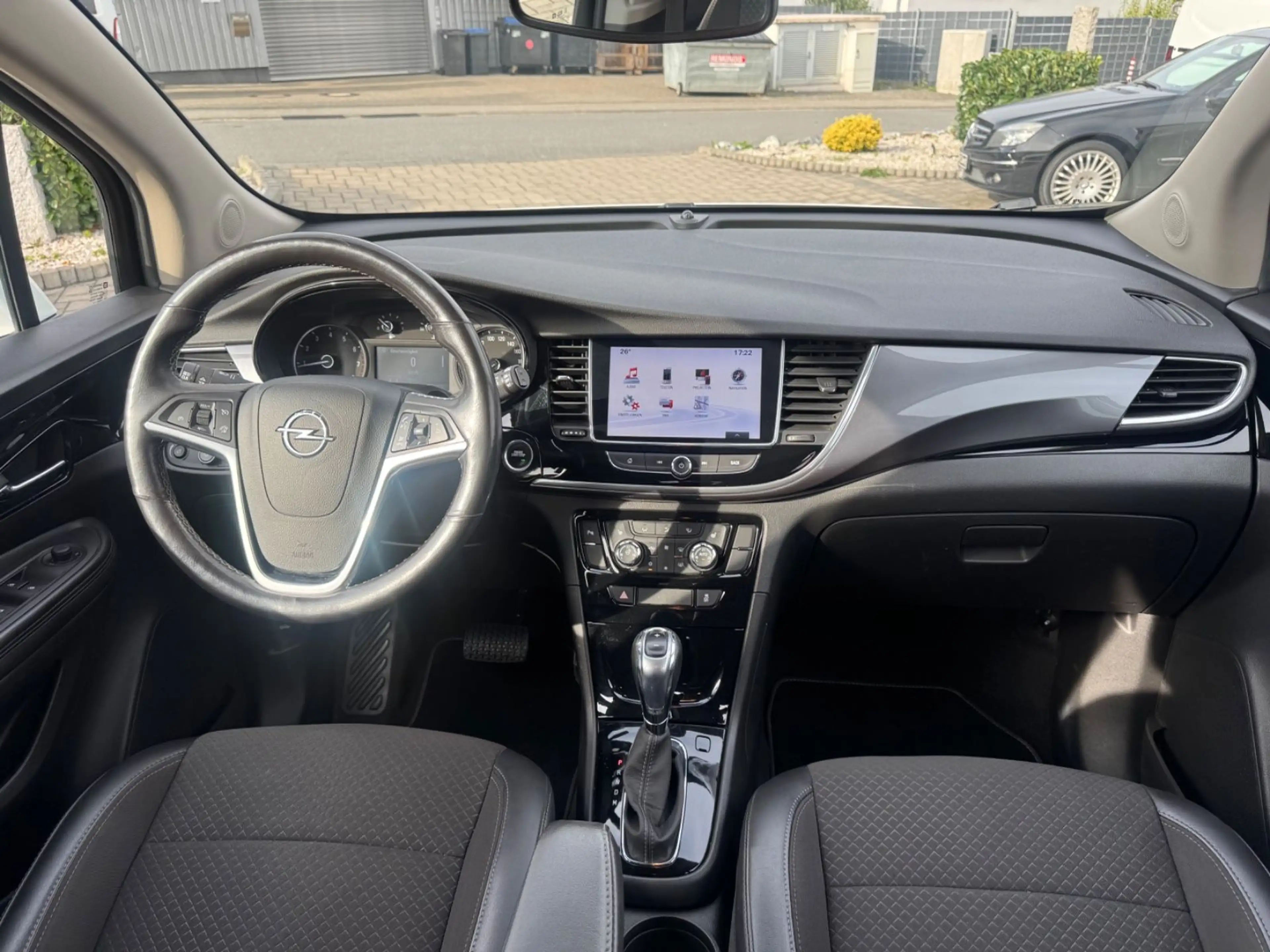 Opel Mokka X 120 Jahre/LED/AHK/Kamera/Apple CarPlay — photo 14