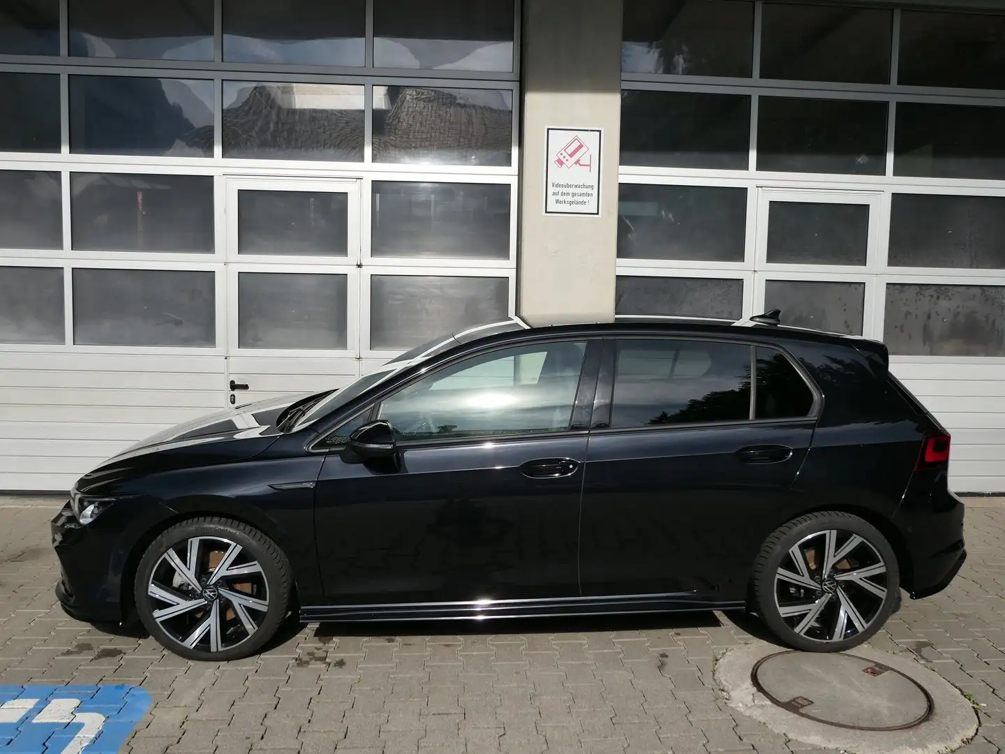 Volkswagen Golf R R-Line TDI 4MOTION DSG Schwarz - 2
