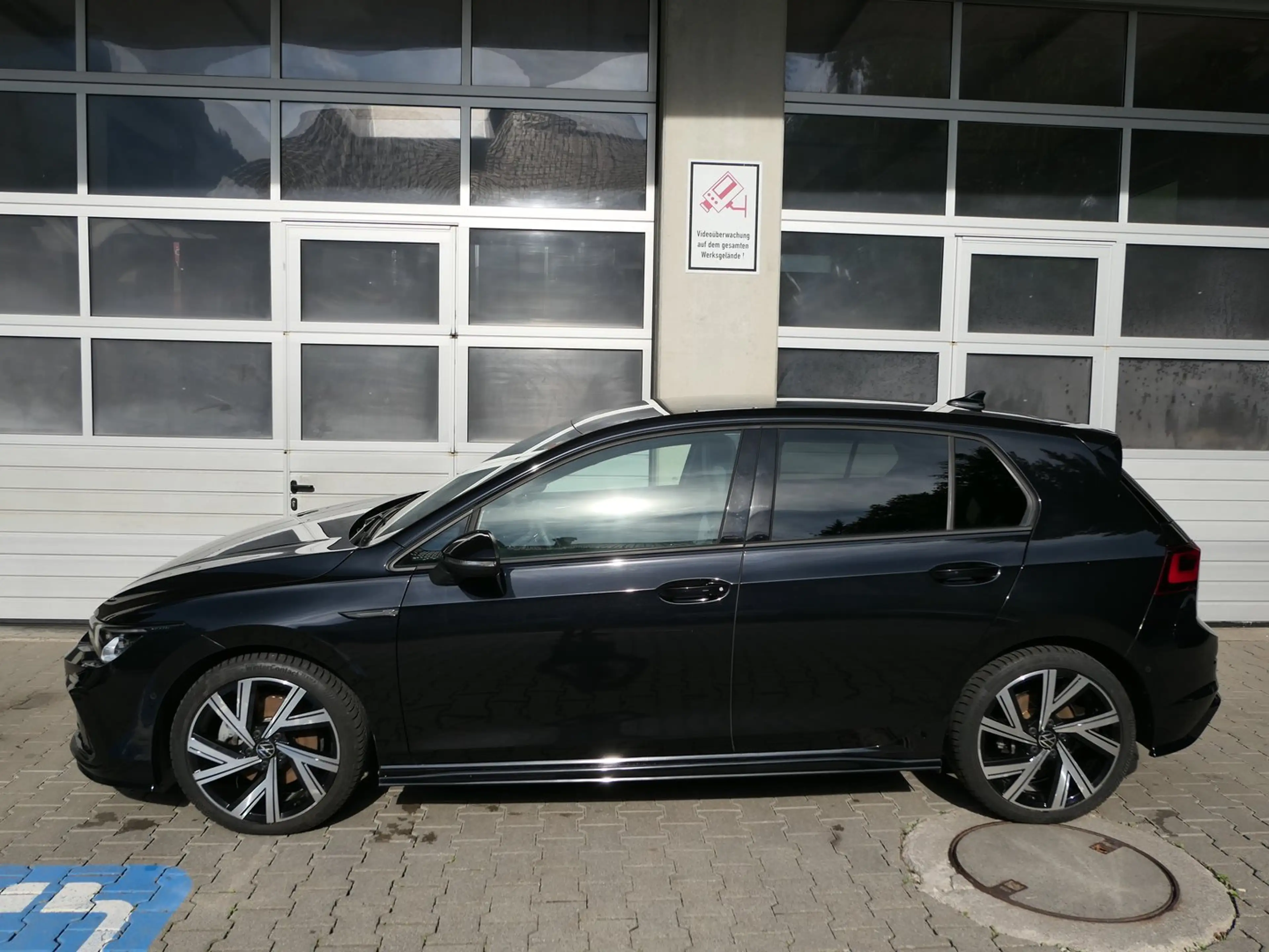 Volkswagen Golf R R-Line TDI 4MOTION DSG — photo 2
