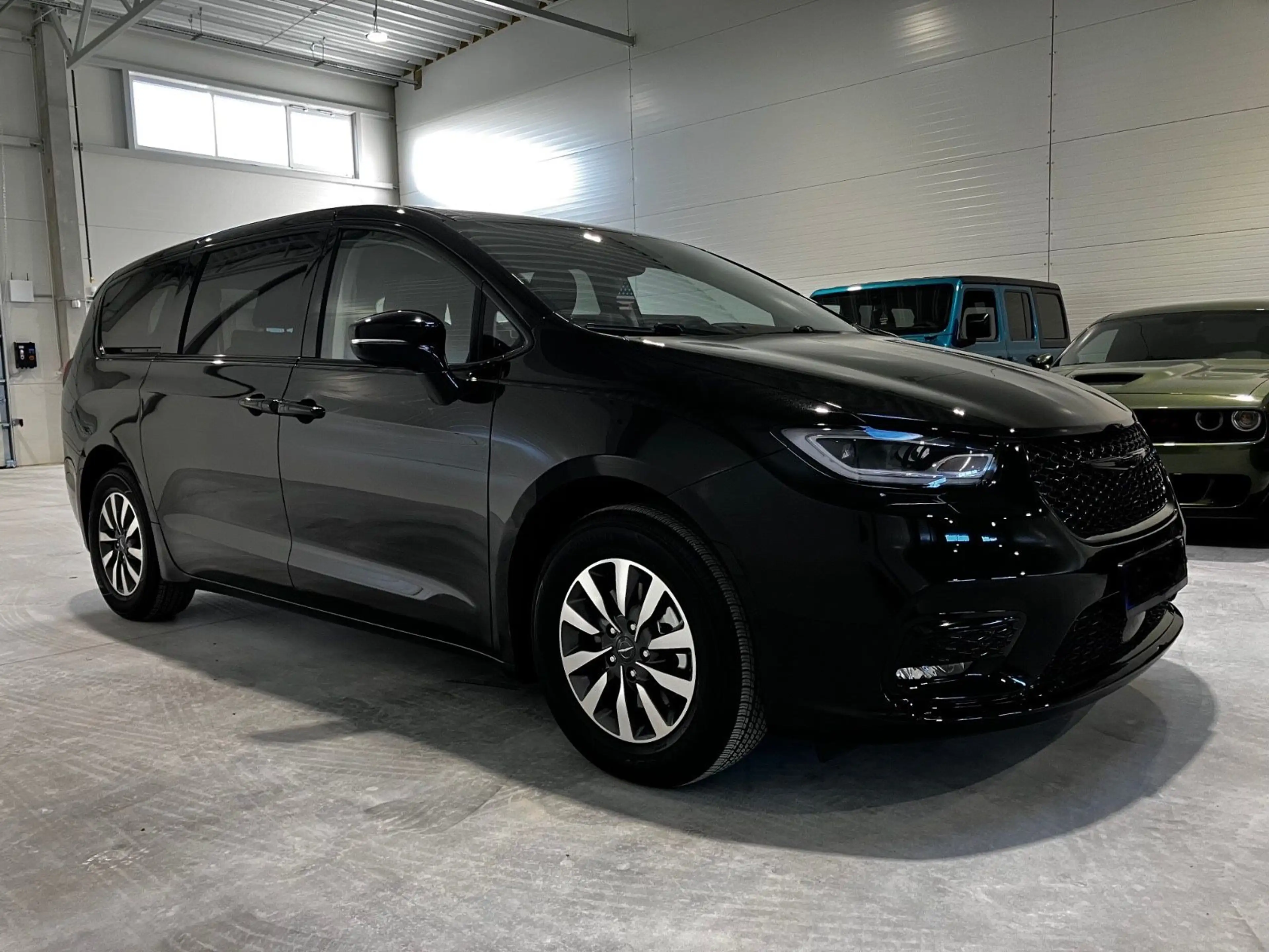 Chrysler Pacifica 3,6 Hybrid Plug in NEUWERTIG