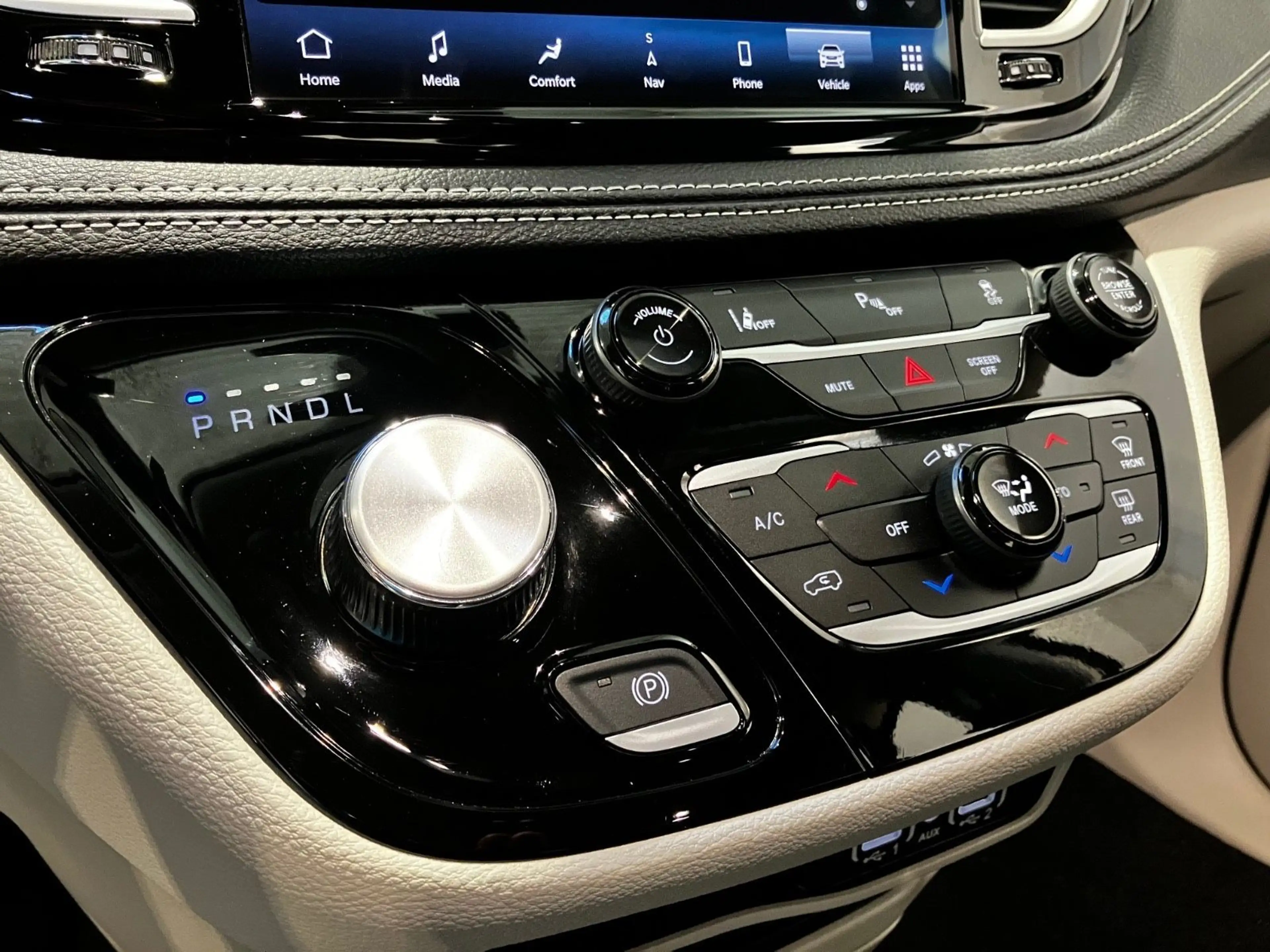 Chrysler Pacifica 3,6 Hybrid Plug in NEUWERTIG — photo 11