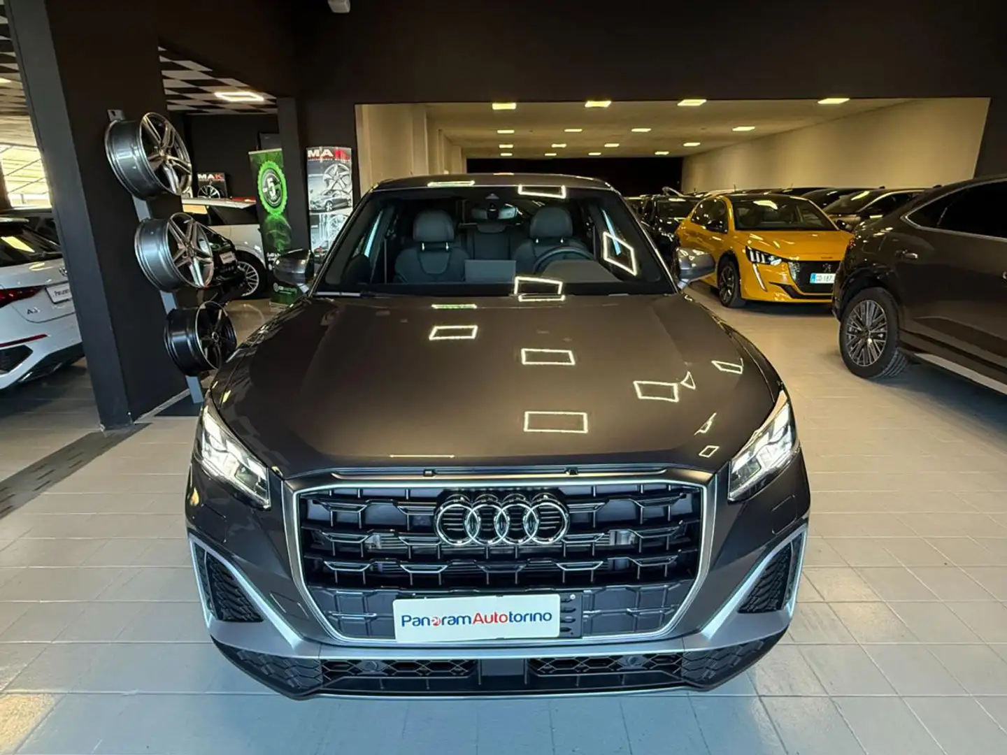 Audi Q2 35 TDI S tronic S line Edition Grigio - 2