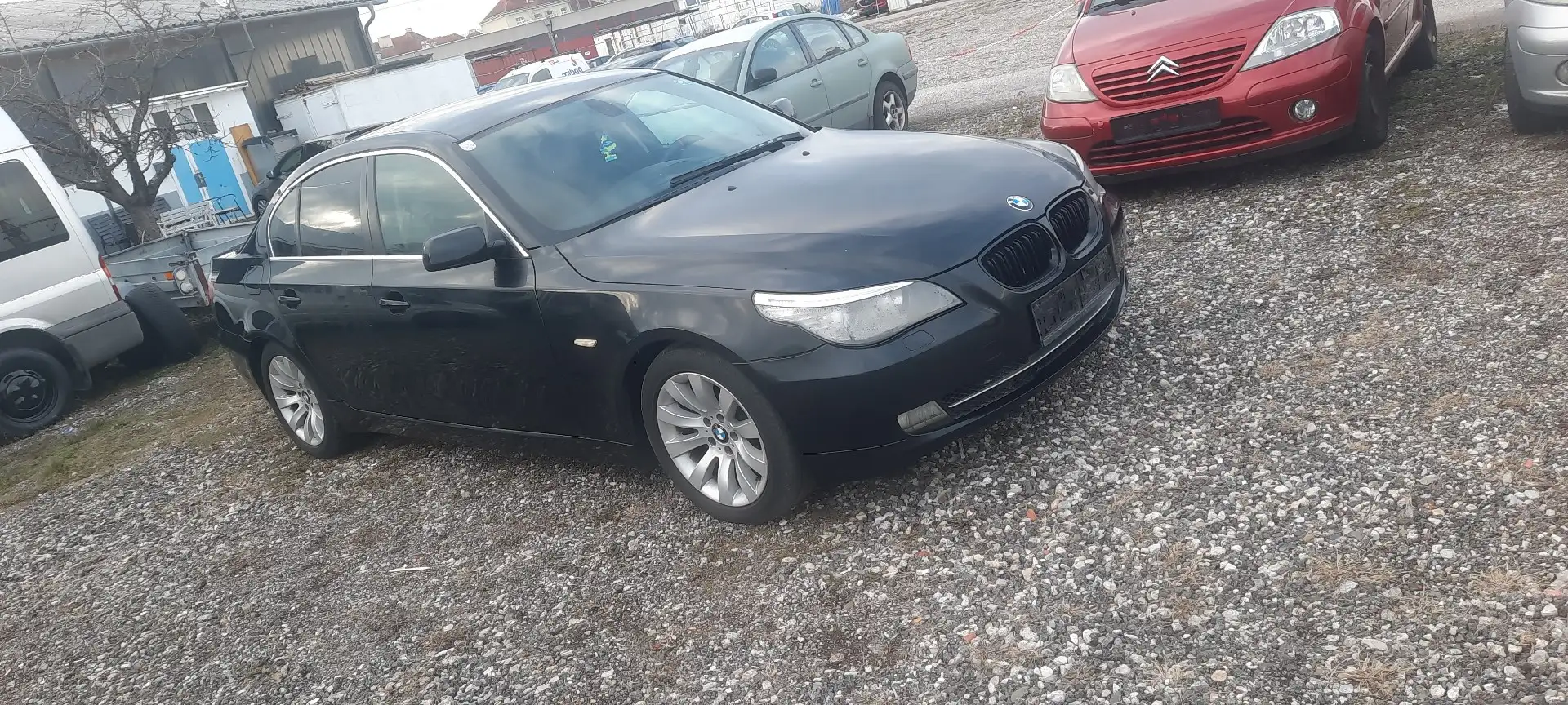 BMW 525 525d Touring Aut. Edition Exclusive - 1