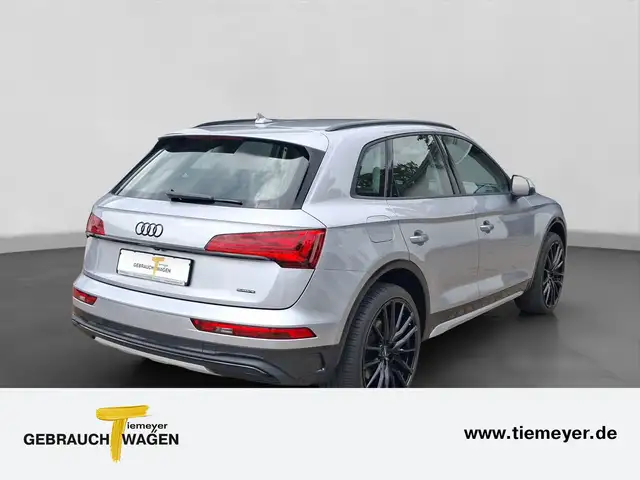 Audi Q5 view 2