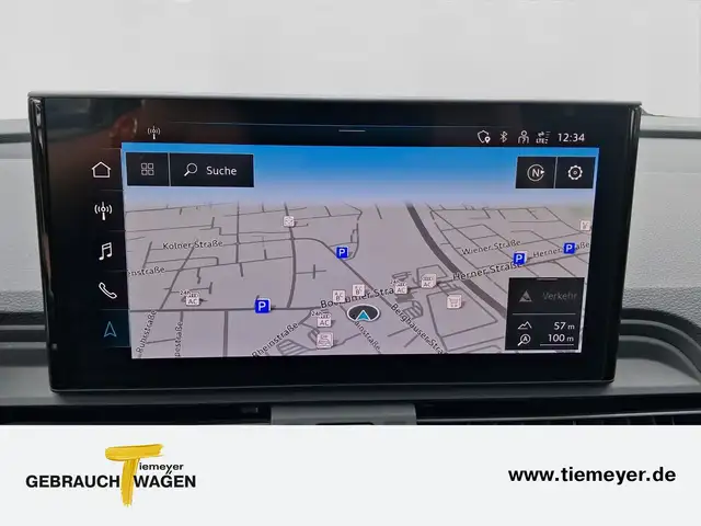 Audi Q5 view 12