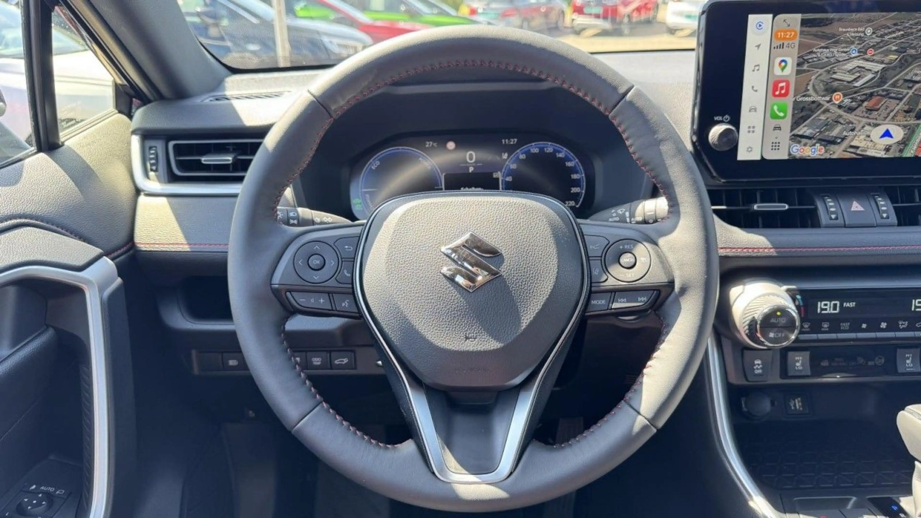 Suzuki Across : Hybridpower. Raum. Raffinesse. Effizienz Klima — photo 15