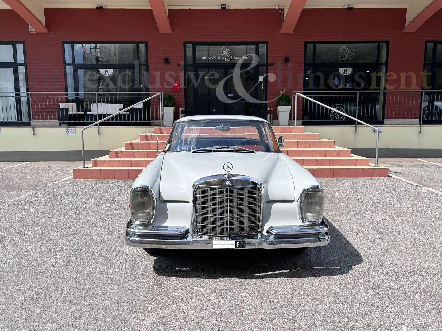 Mercedes-Benz 220 SE Coupè CONSERVATA!! Bianco - 2