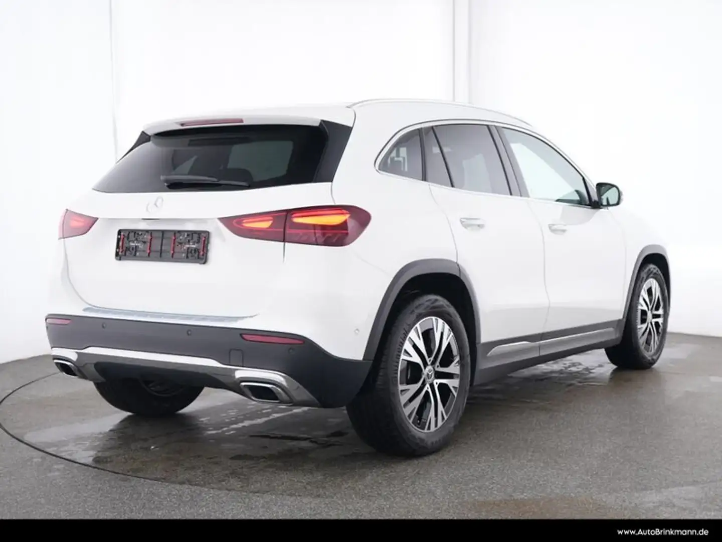 Mercedes-Benz GLA 180 GLA 180 PROGRESSIVE/PANO/MBUX/NAVI/KAMERA Panorama Weiß - 2