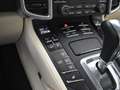 Porsche Cayenne 3.0 S E-HYBRID + ADAPTIVE CRUISE / LUCHTVERING / P Zwart - thumbnail 36