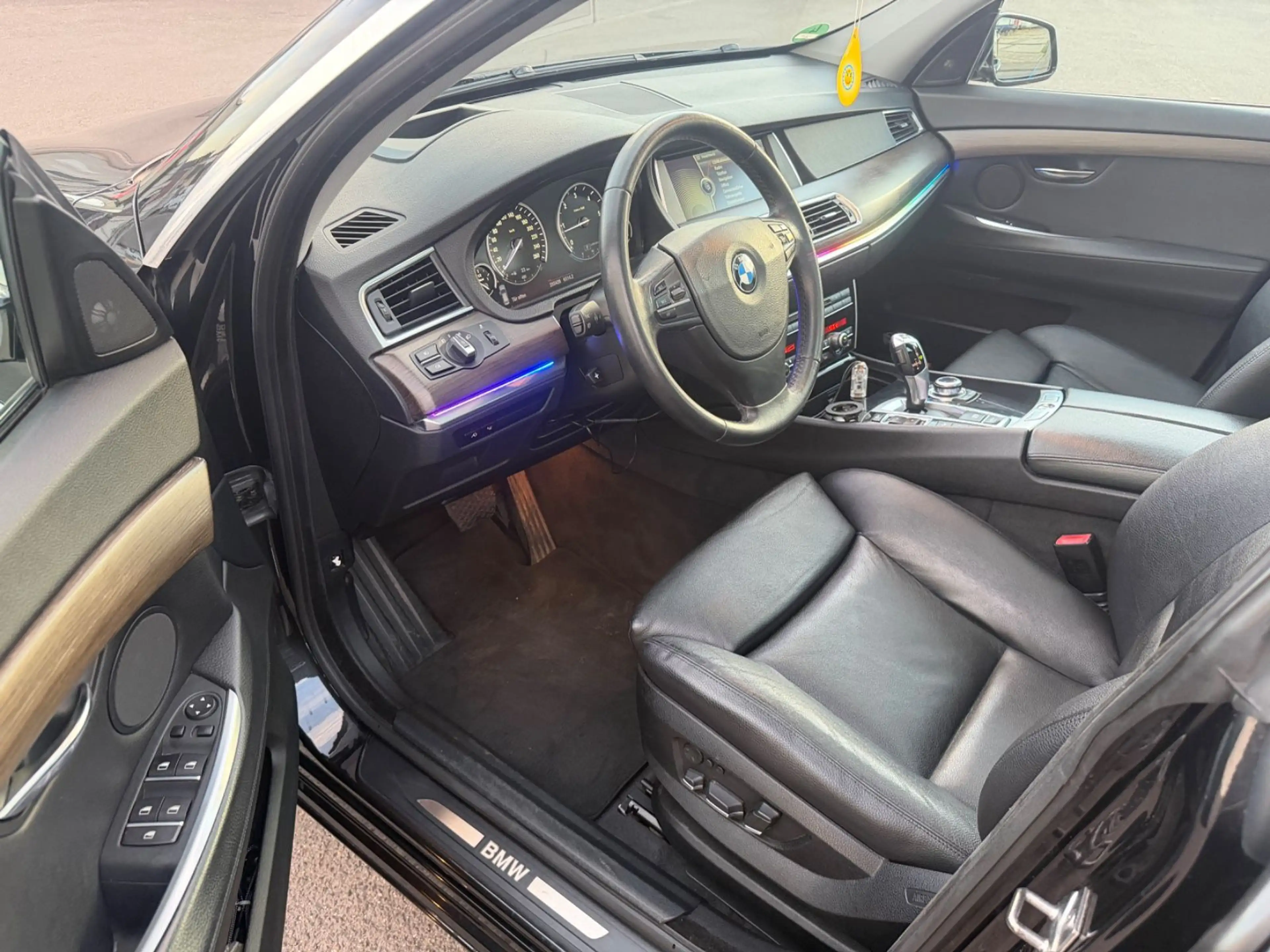 BMW 535 5 Gran Turismo 535 d xDrive — photo 8