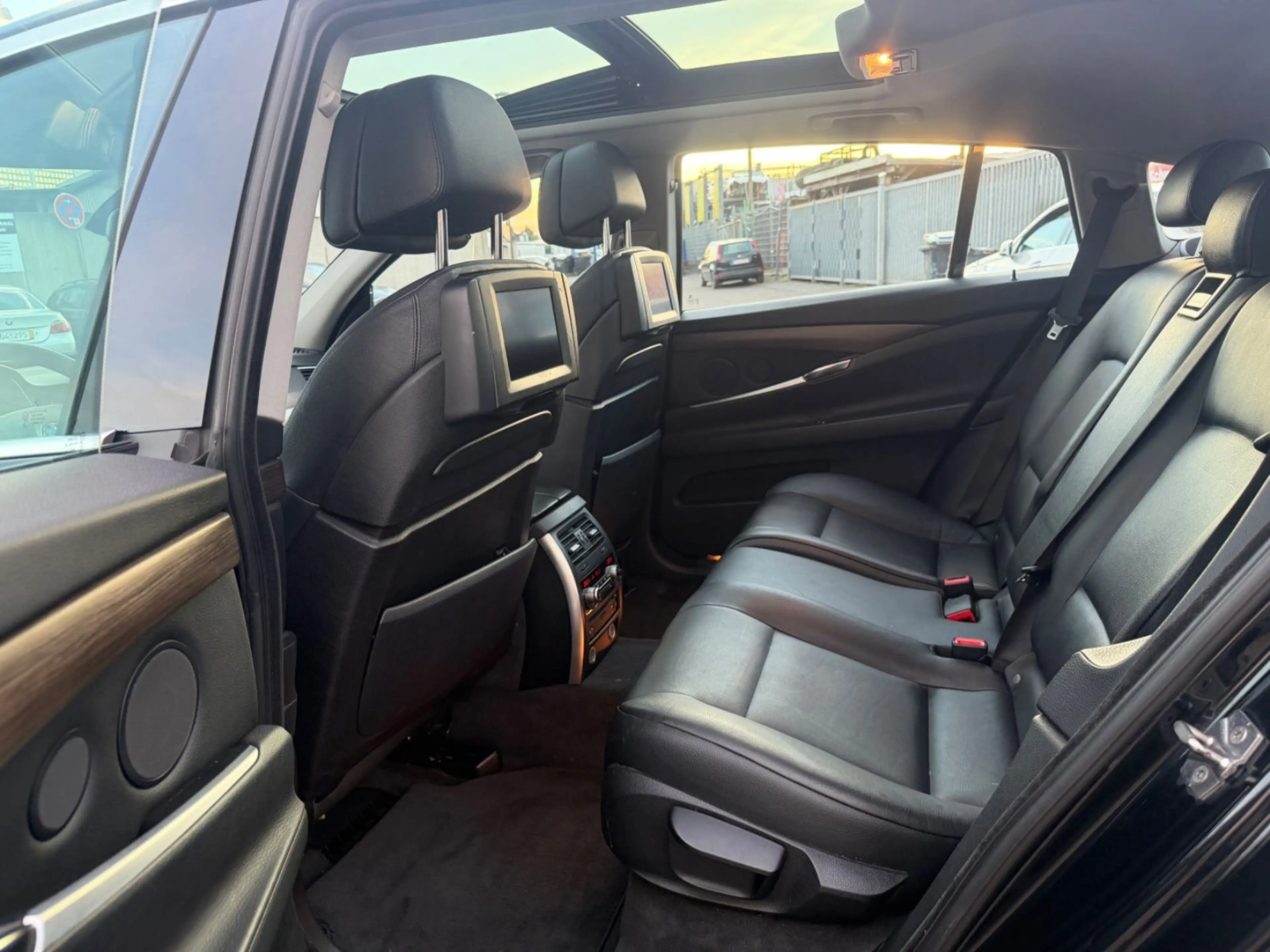 BMW 535 5 Gran Turismo 535 d xDrive — photo 12