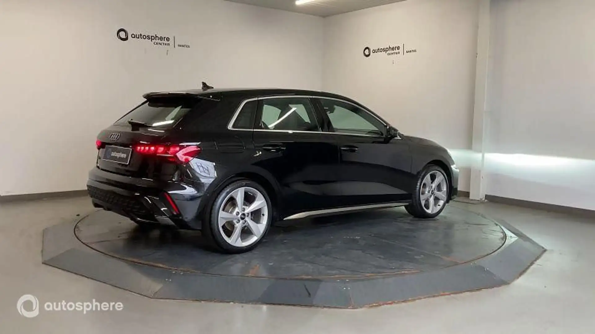 Audi A3 35 TDI 150ch S line S tronic 7 - 2