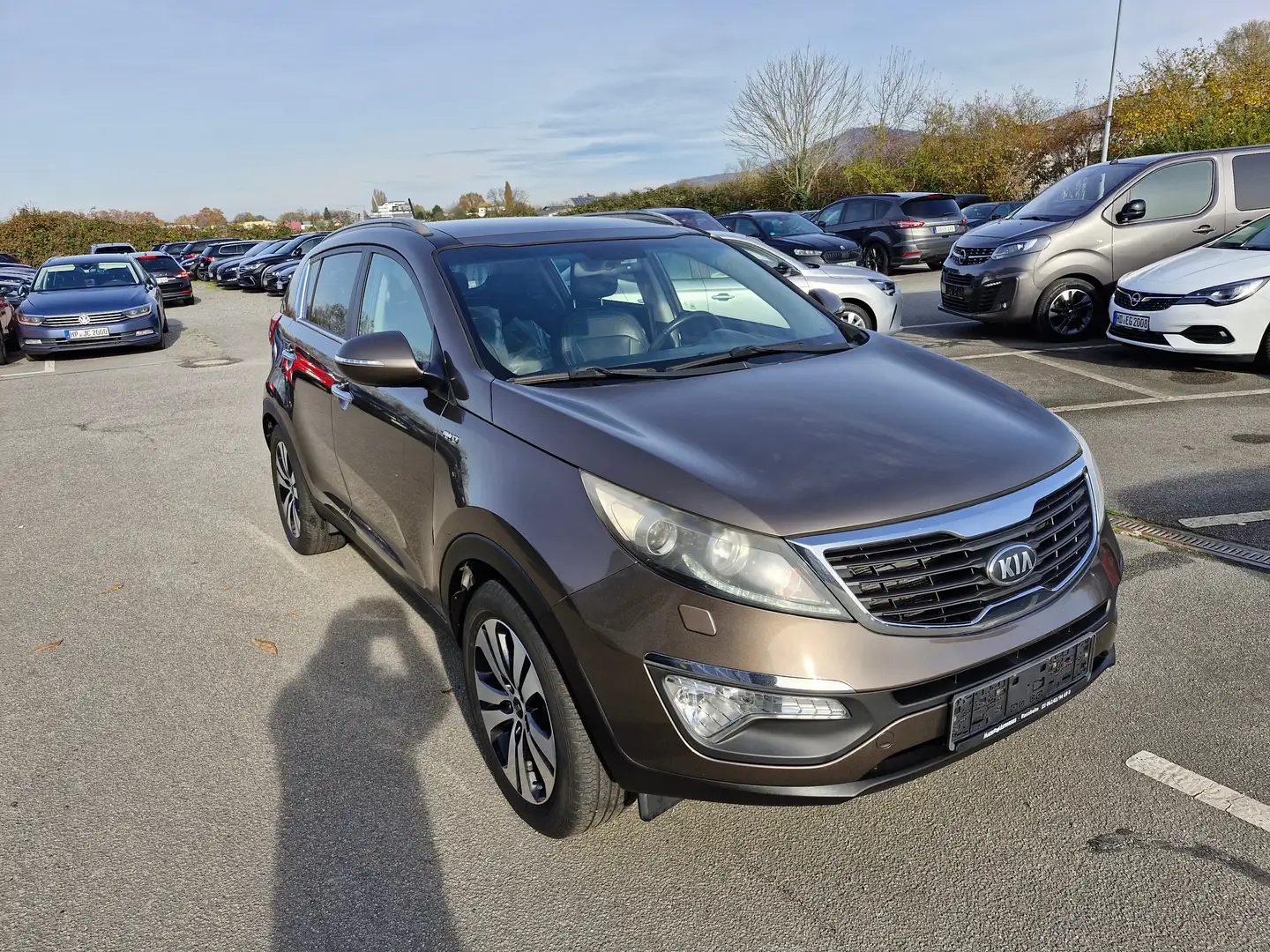 Kia Sportage Sportage 2.0 CRDi 4WD Automatik Standheizung Braun - 2
