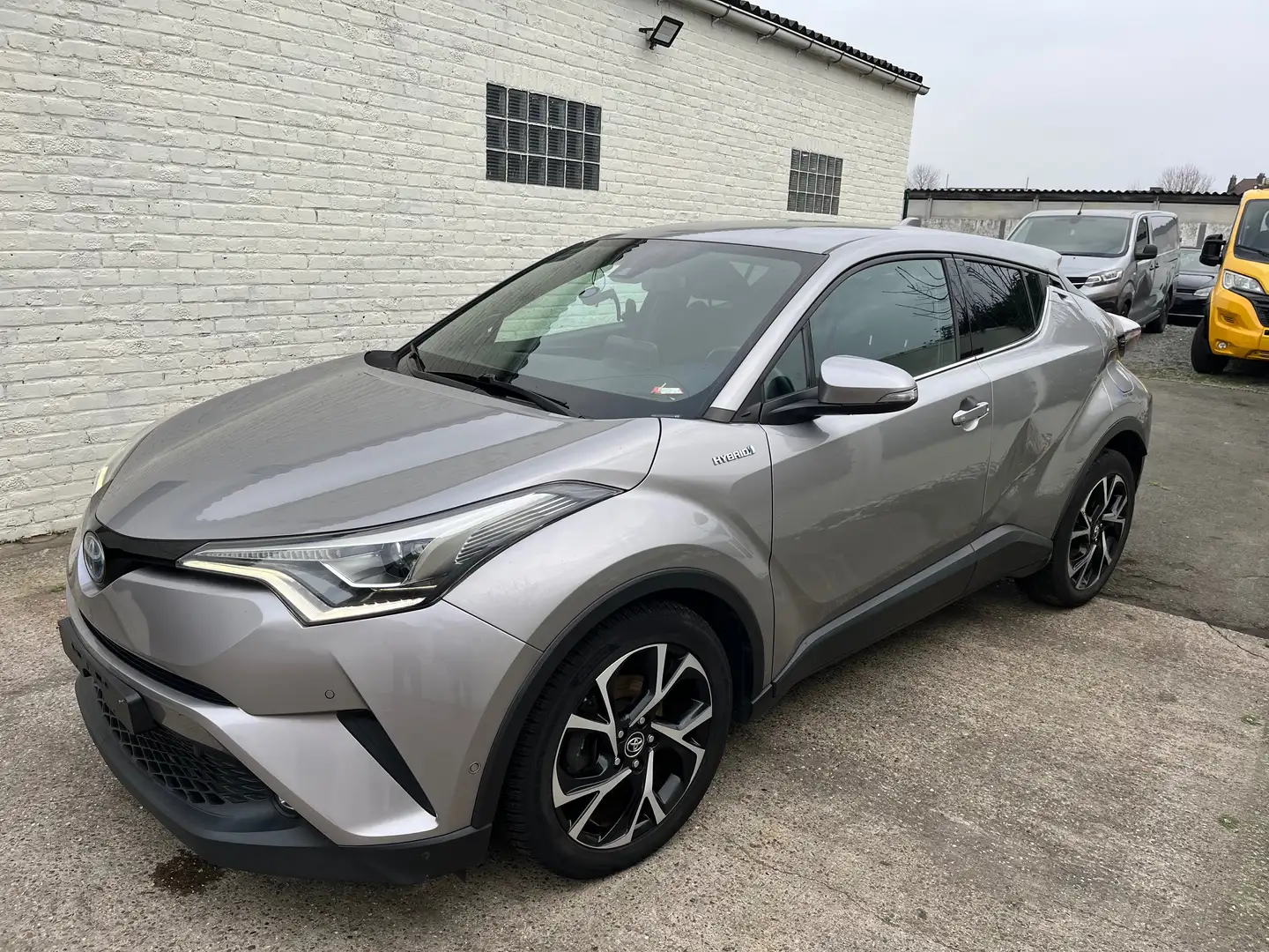 Toyota C-HR C-hr hybride - 1