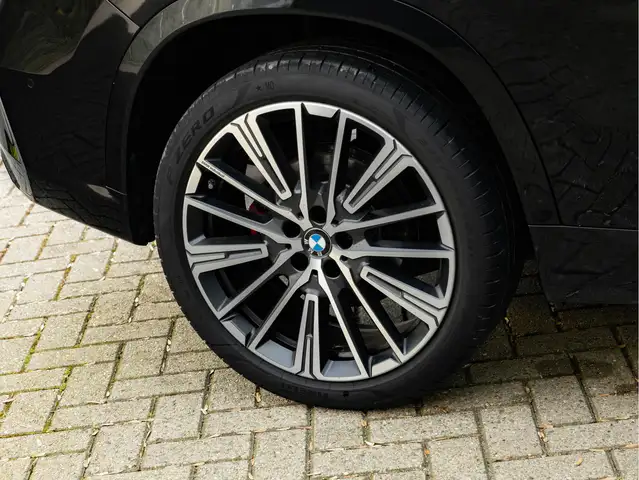 BMW X1 view 14